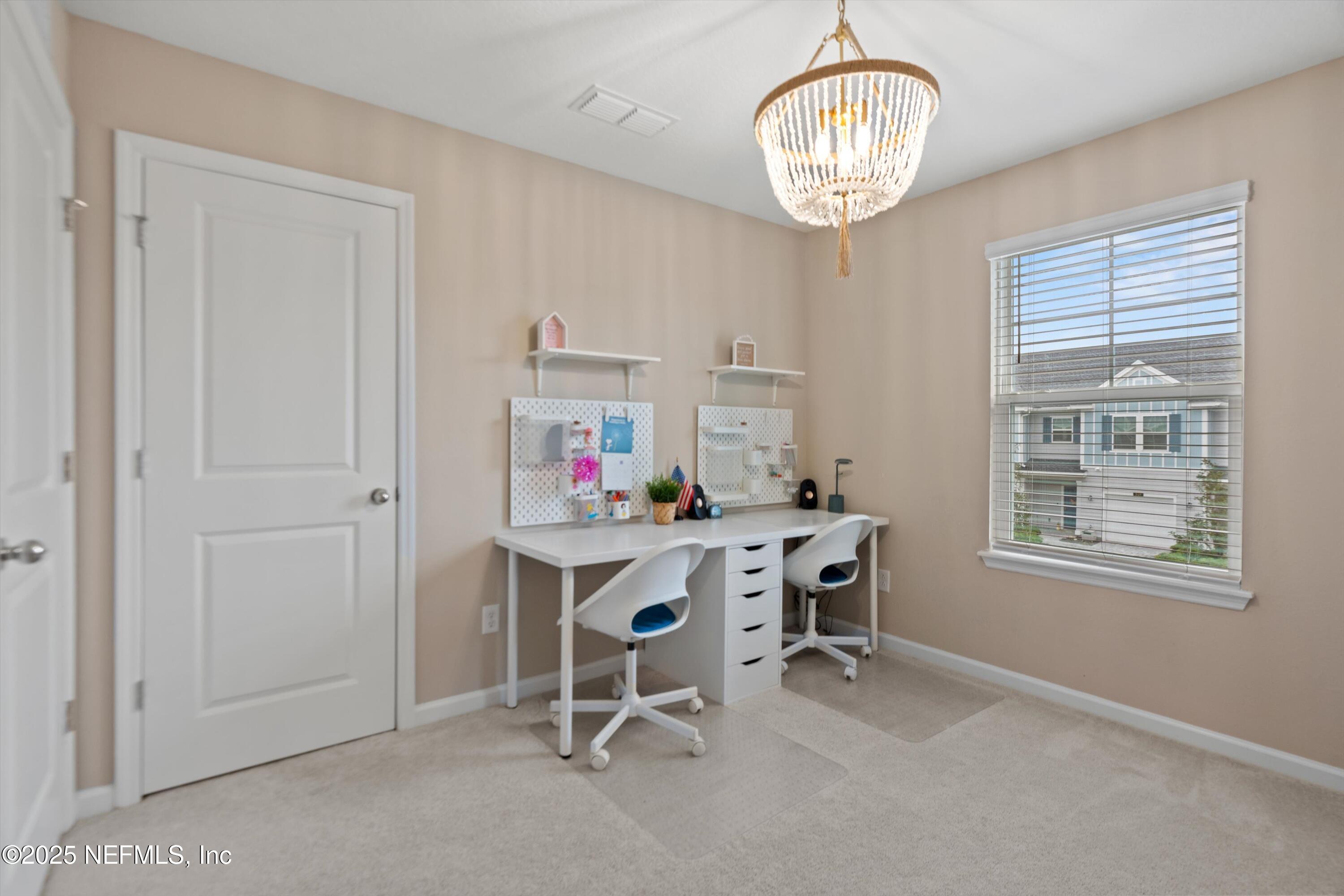 352 BORACAY Circle, St. Johns