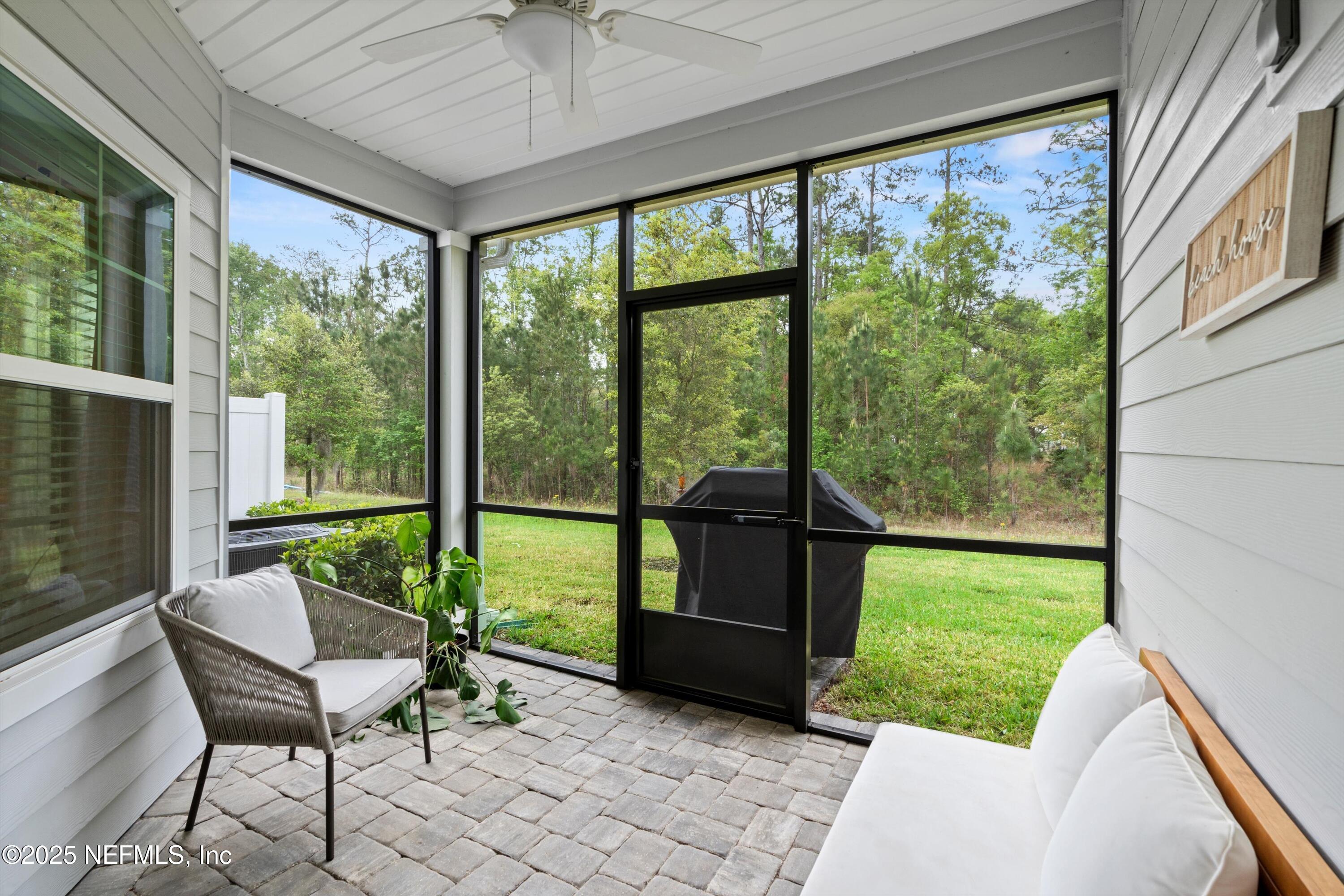 352 BORACAY Circle, St. Johns