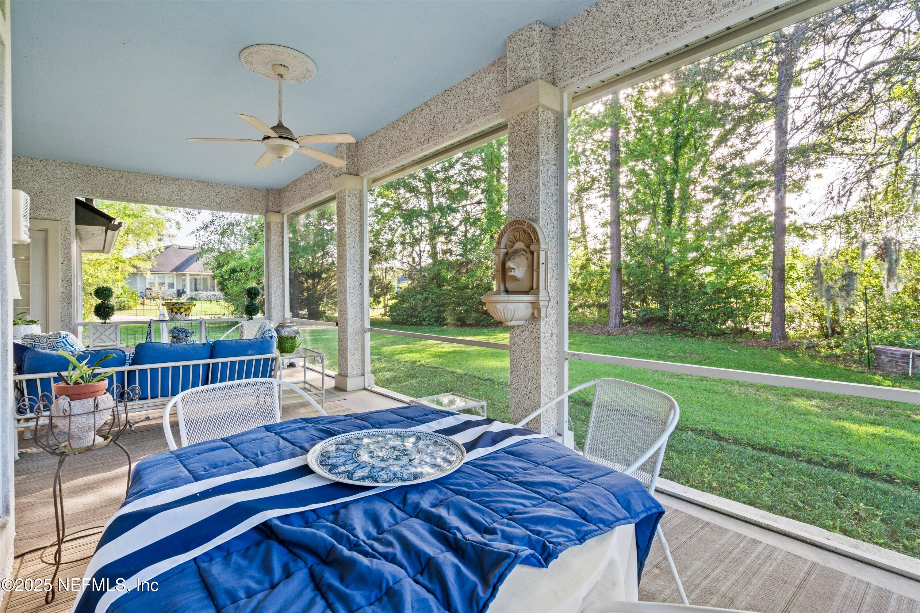 1952 QUAKER RIDGE Drive