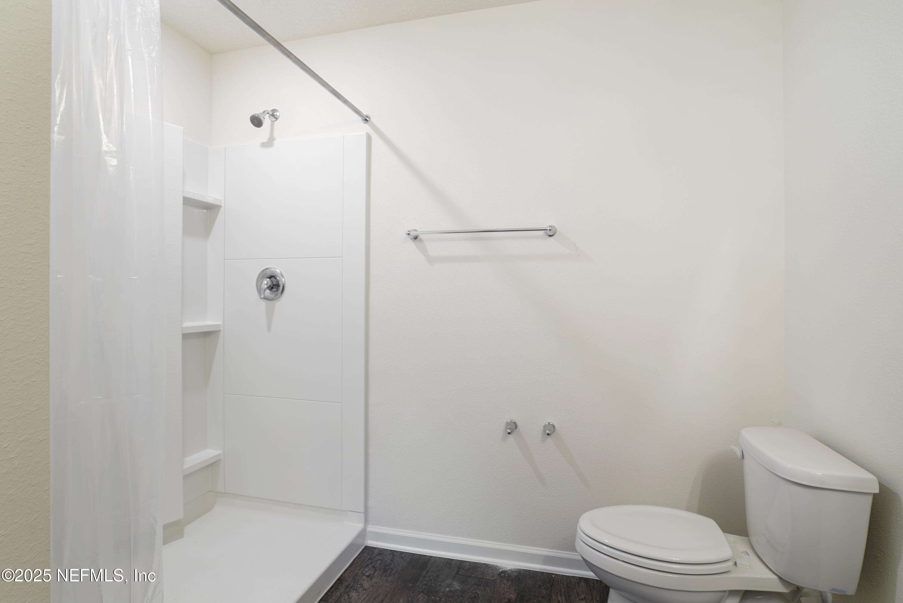 8408 MEADOW WALK Lane