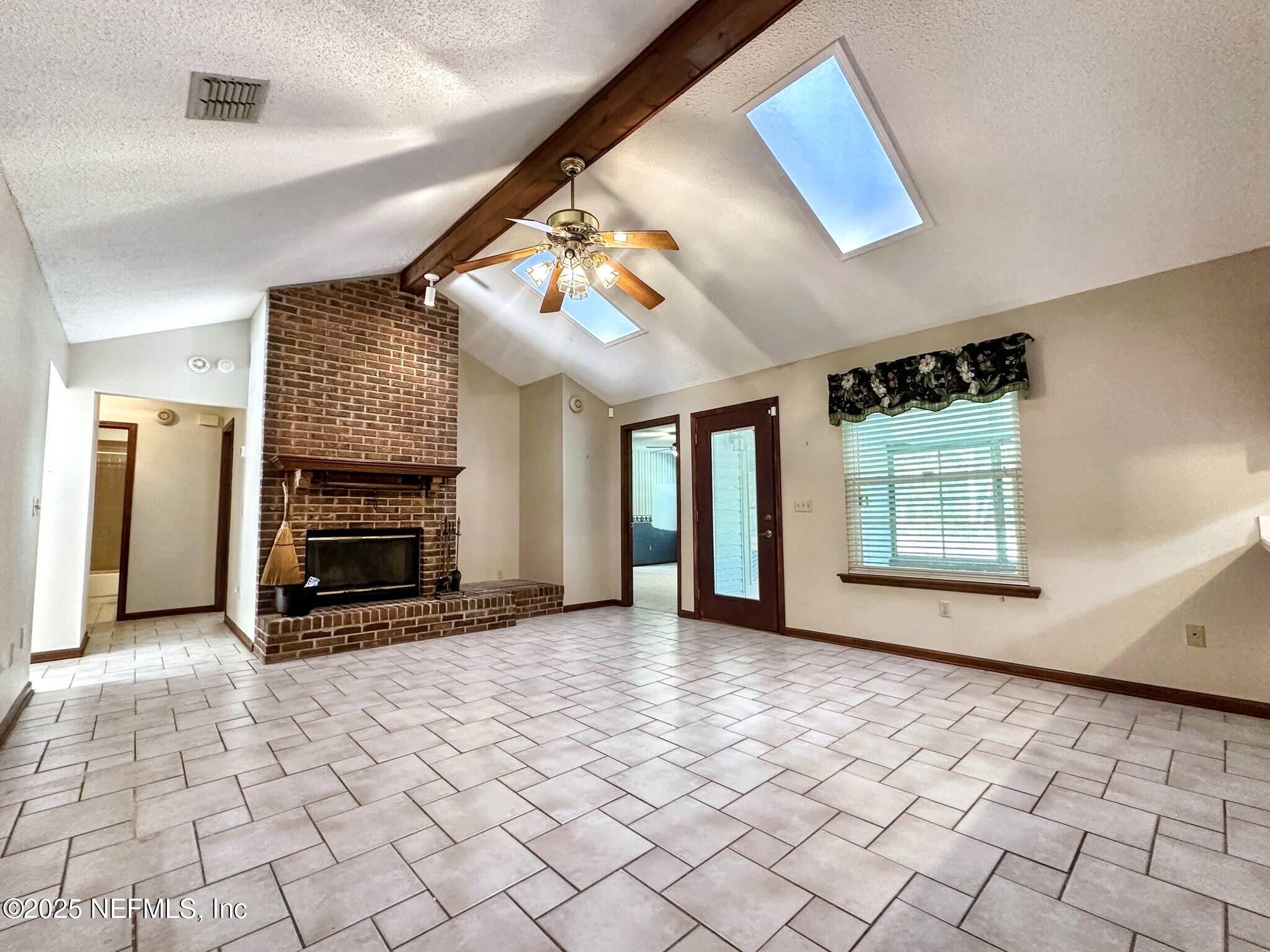 12103 RUSH CREEK Drive N