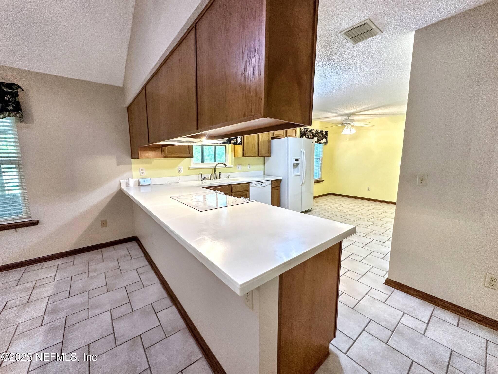 12103 RUSH CREEK Drive N