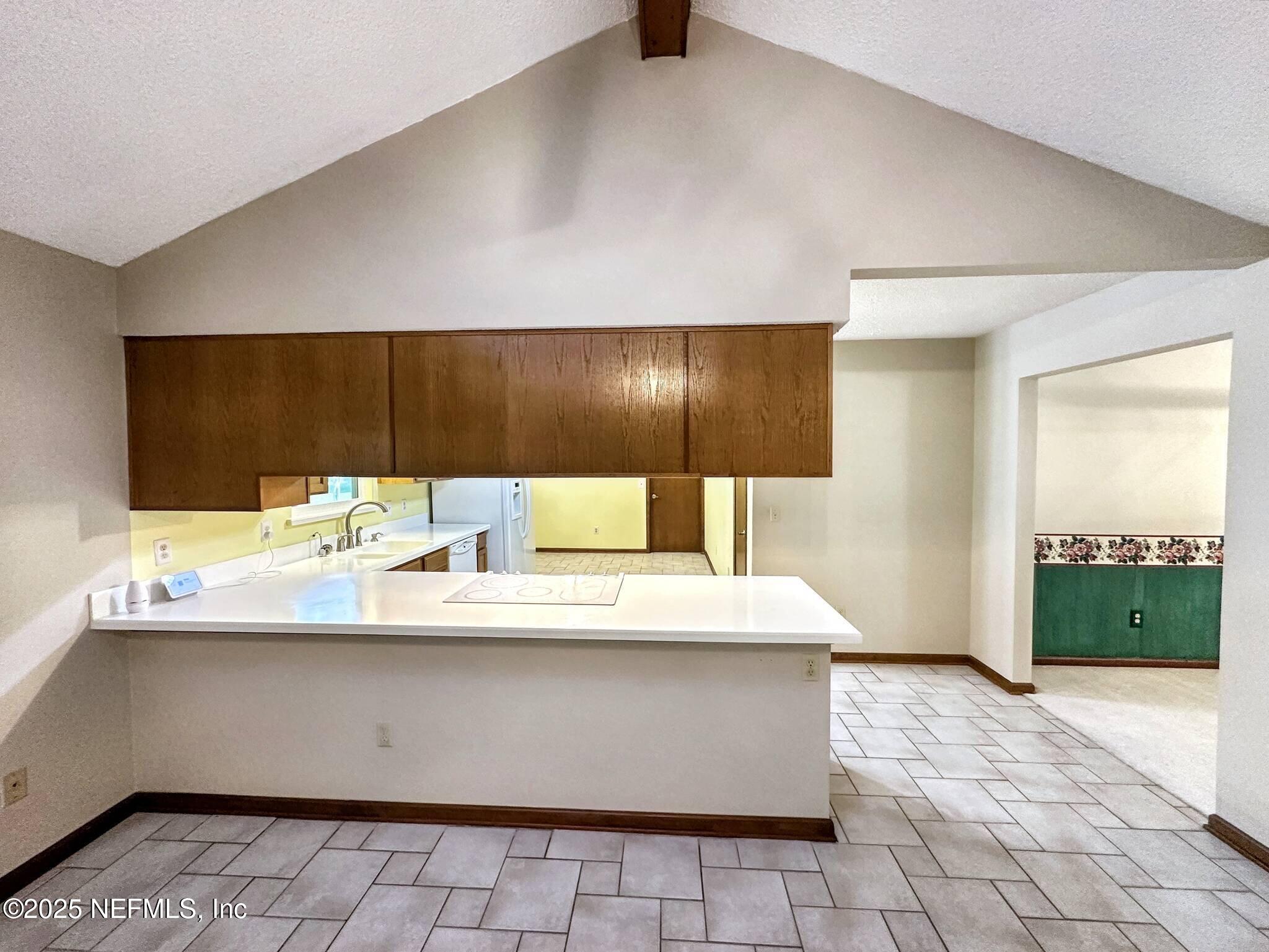 12103 RUSH CREEK Drive N