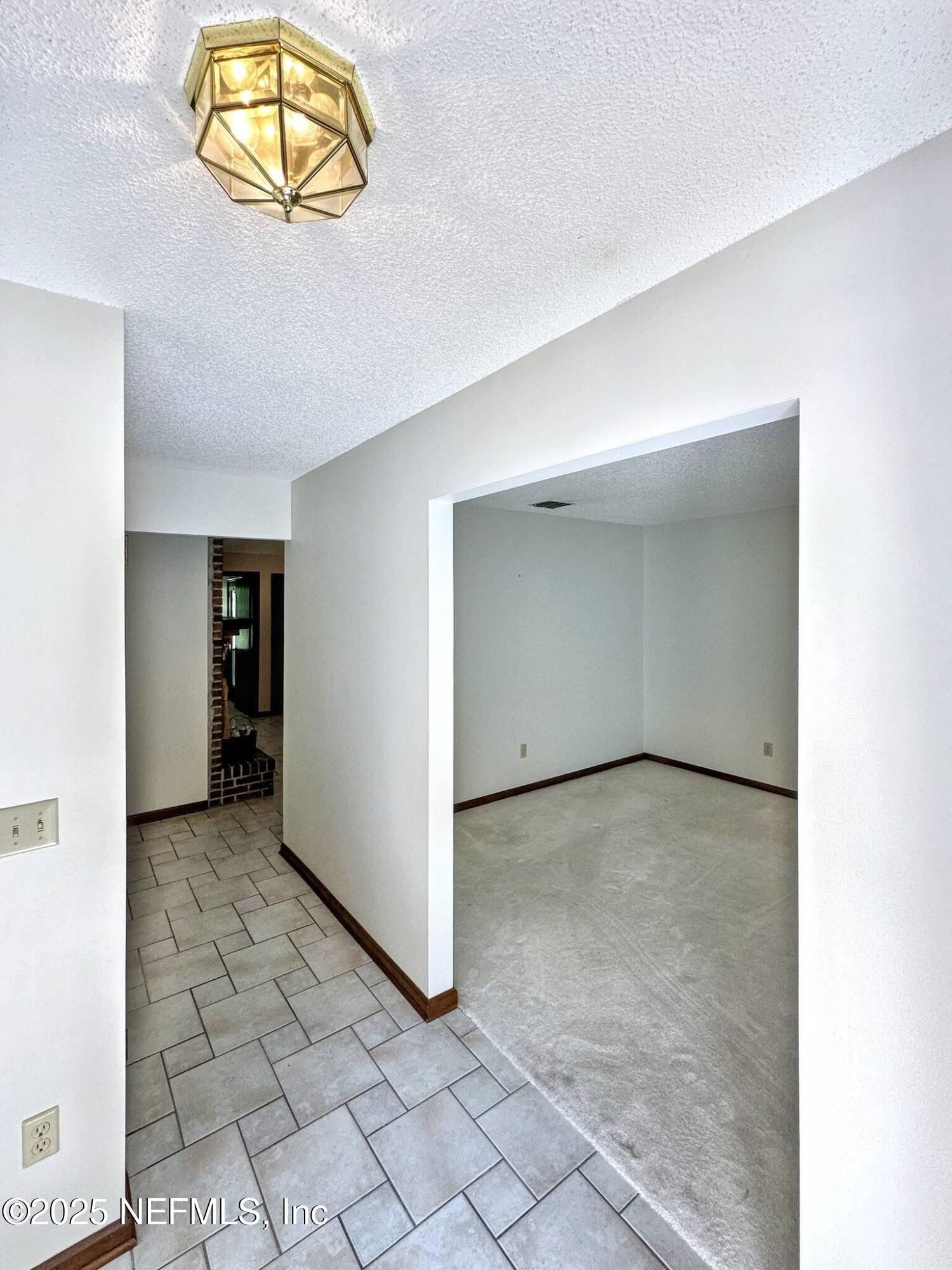 12103 RUSH CREEK Drive N