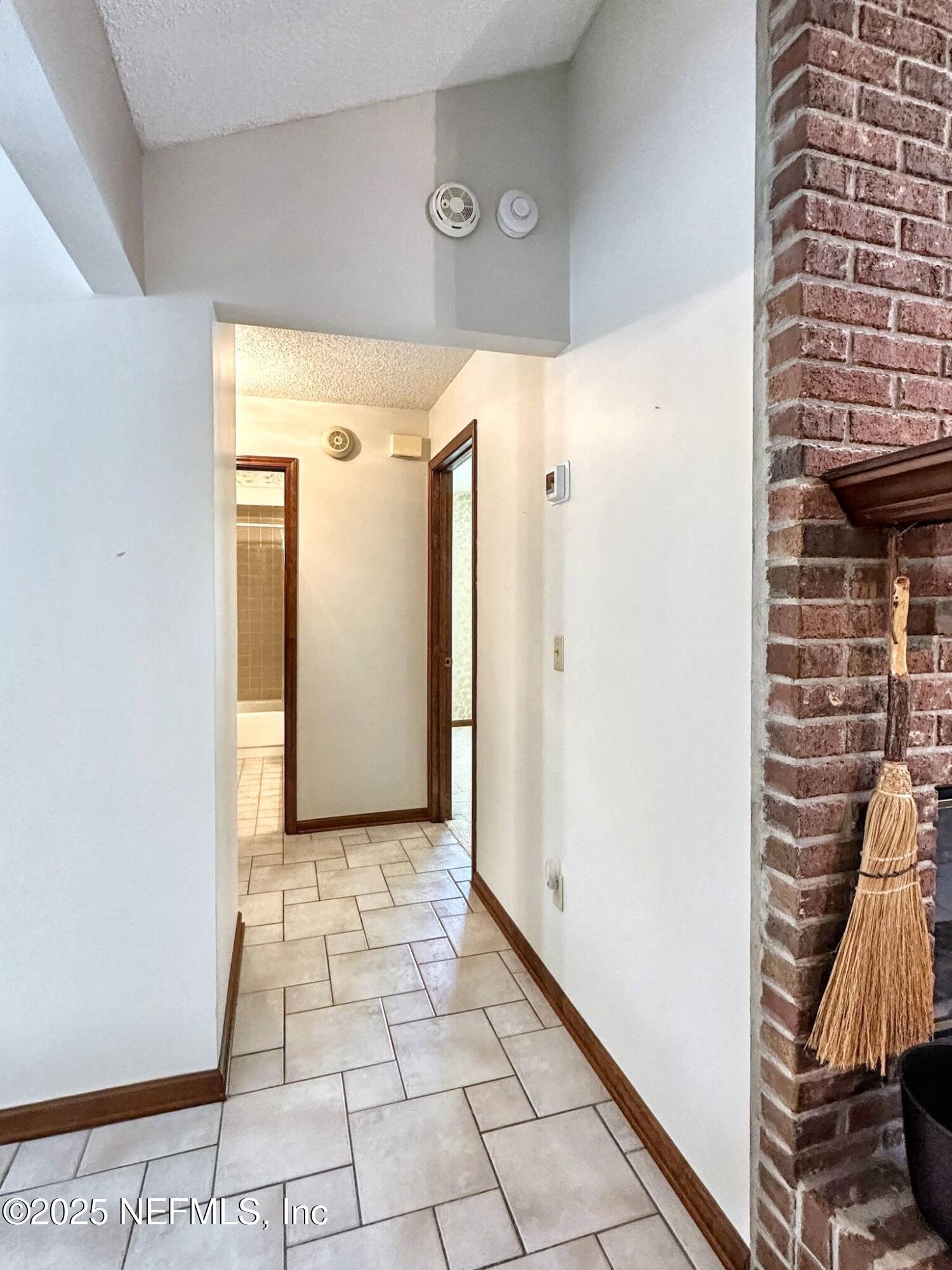 12103 RUSH CREEK Drive N