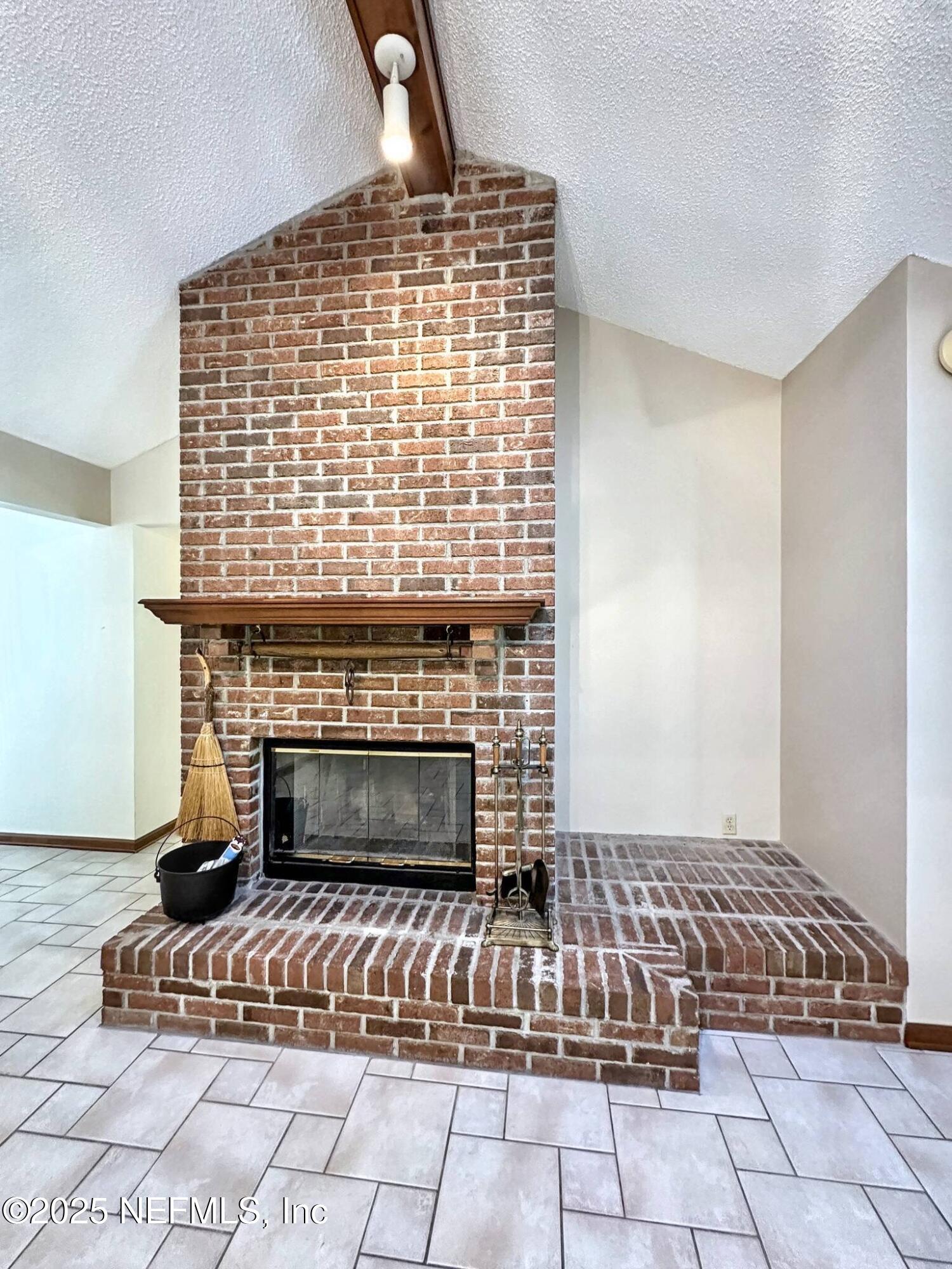 12103 RUSH CREEK Drive N