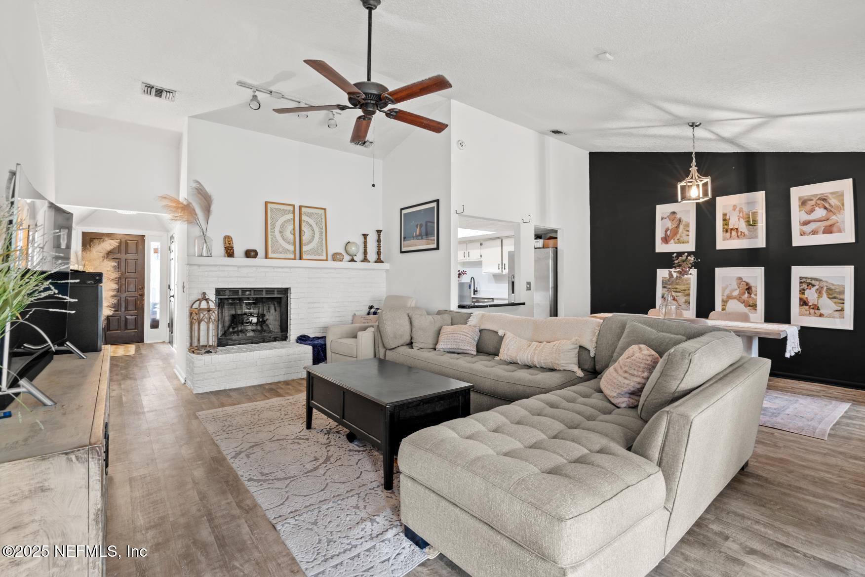 9709 FAWN BROOK Circle N