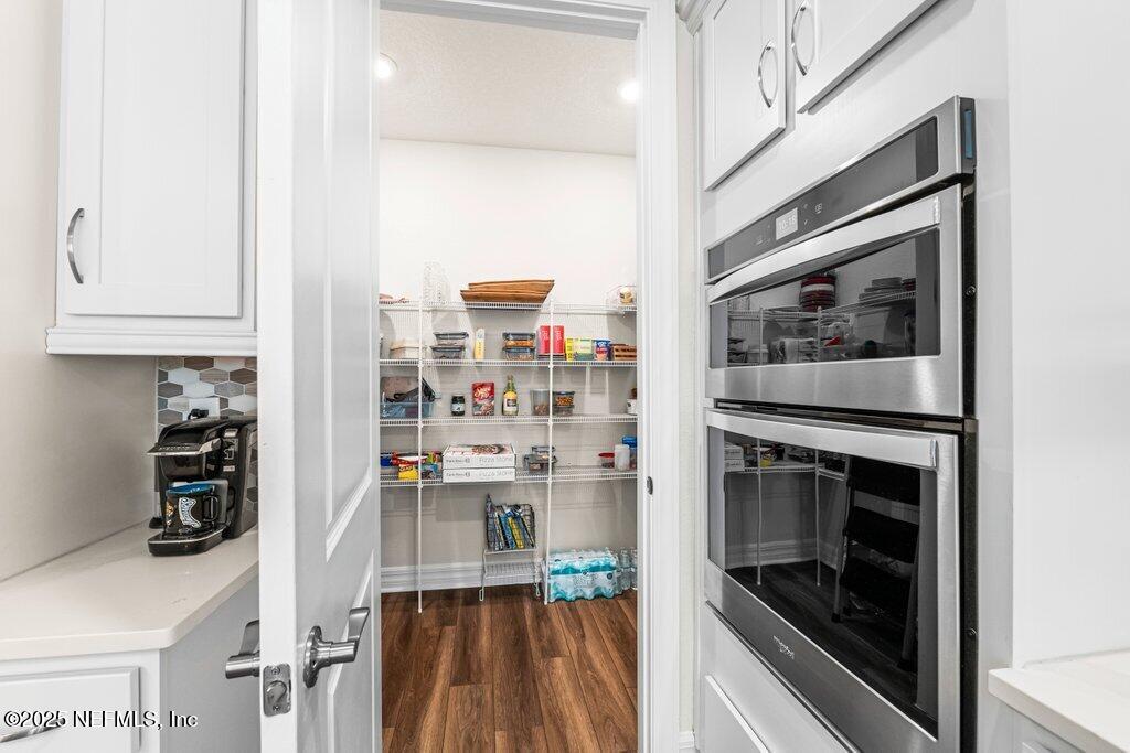 11148 TOWN VIEW Drive