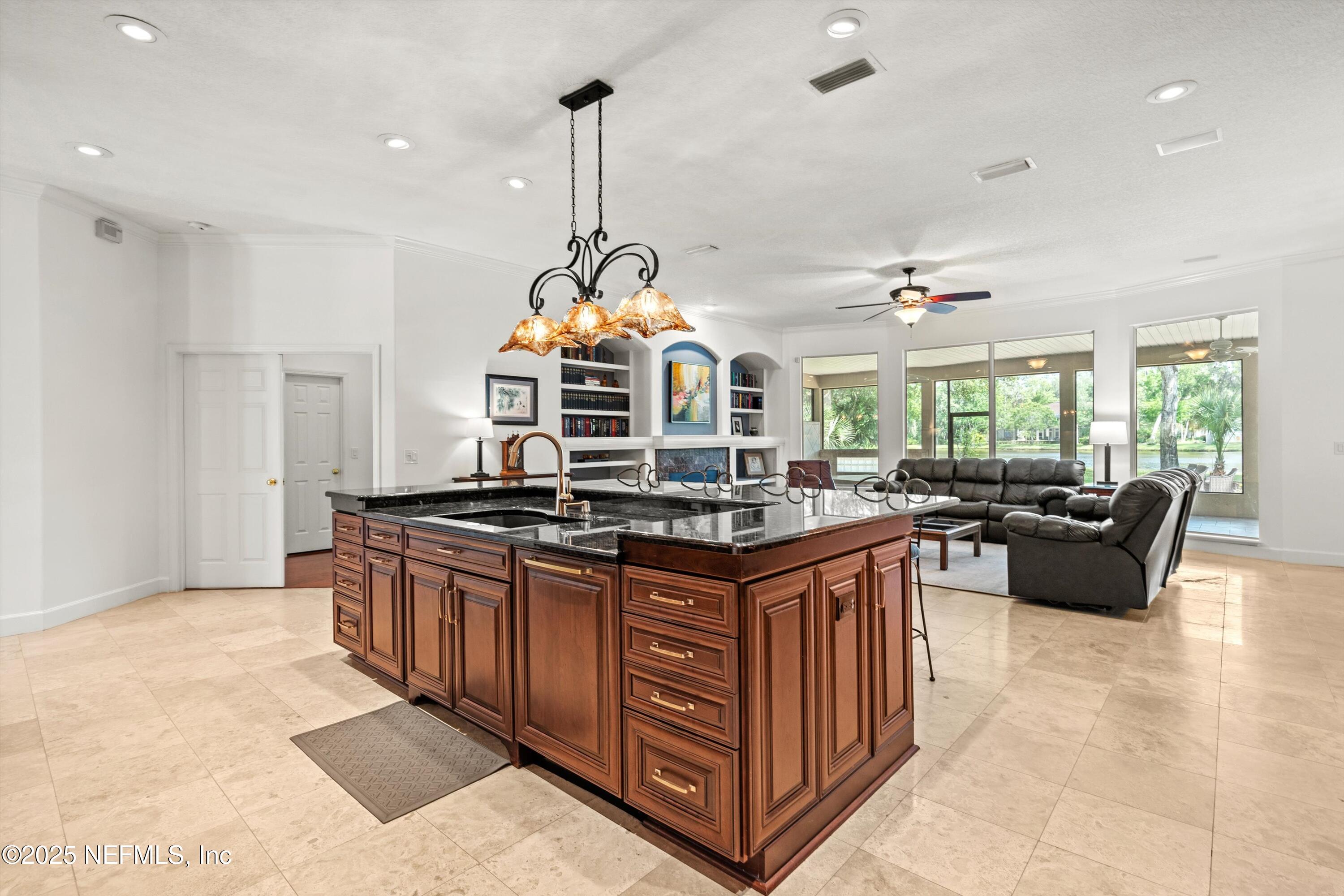 1571 SANDY SPRINGS Drive