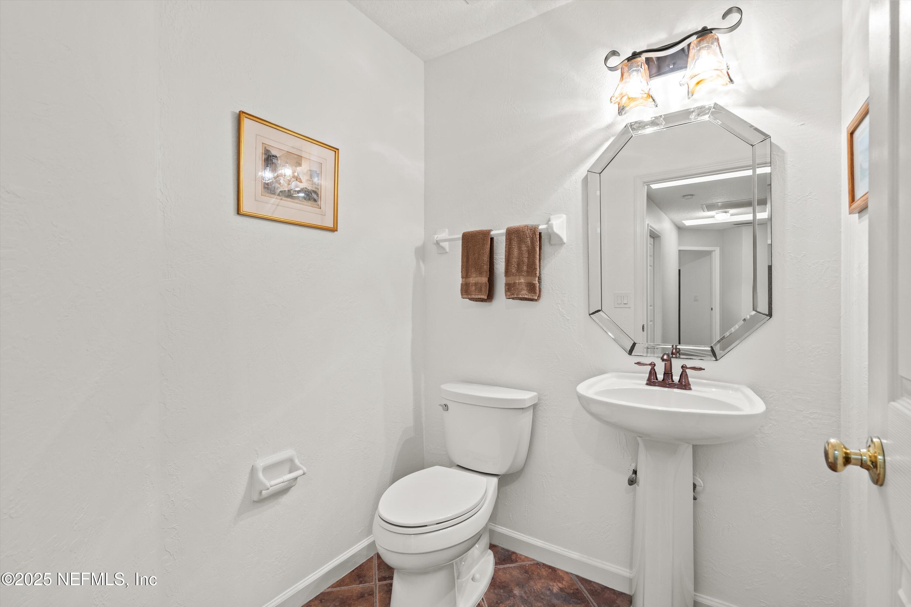 1571 SANDY SPRINGS Drive