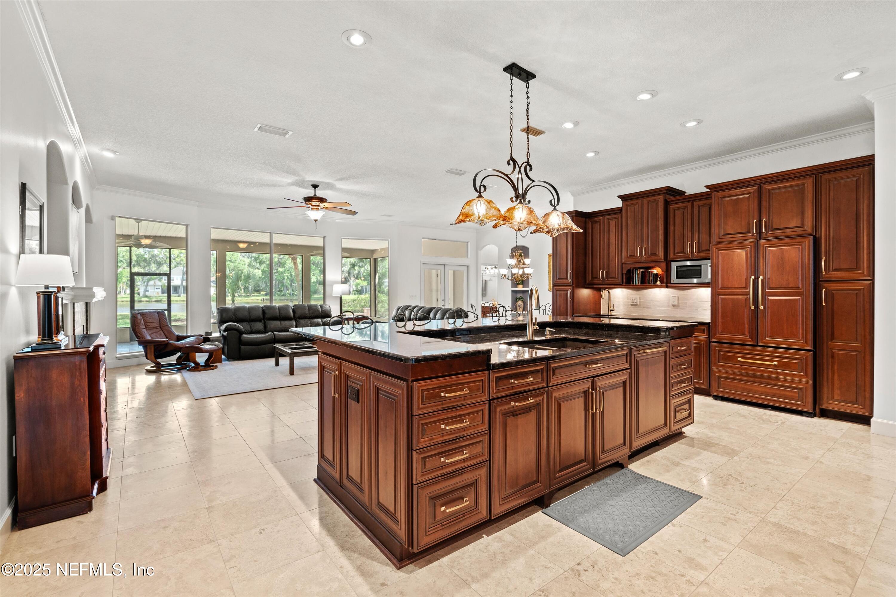 1571 SANDY SPRINGS Drive