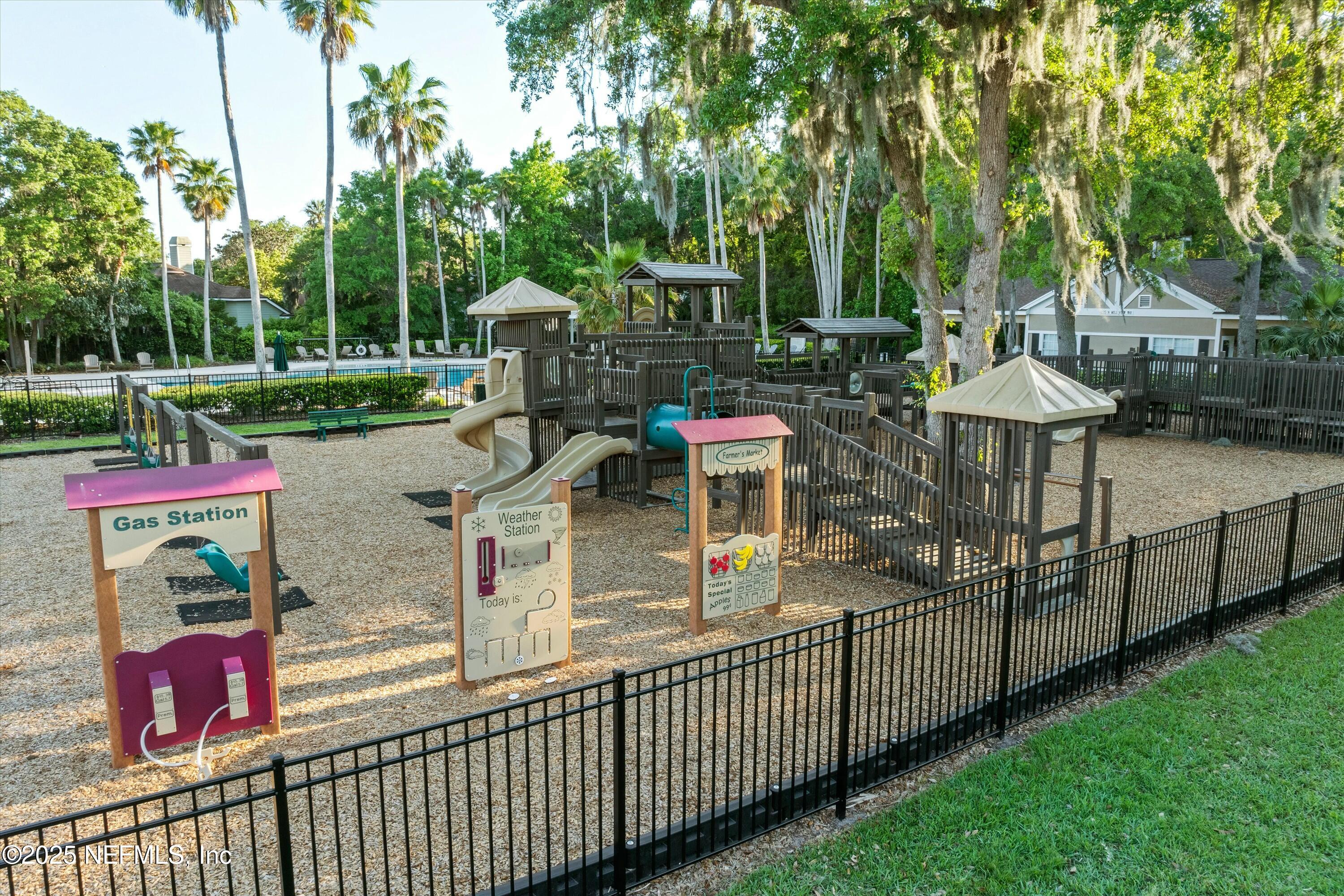 641 TIMBER POND Drive