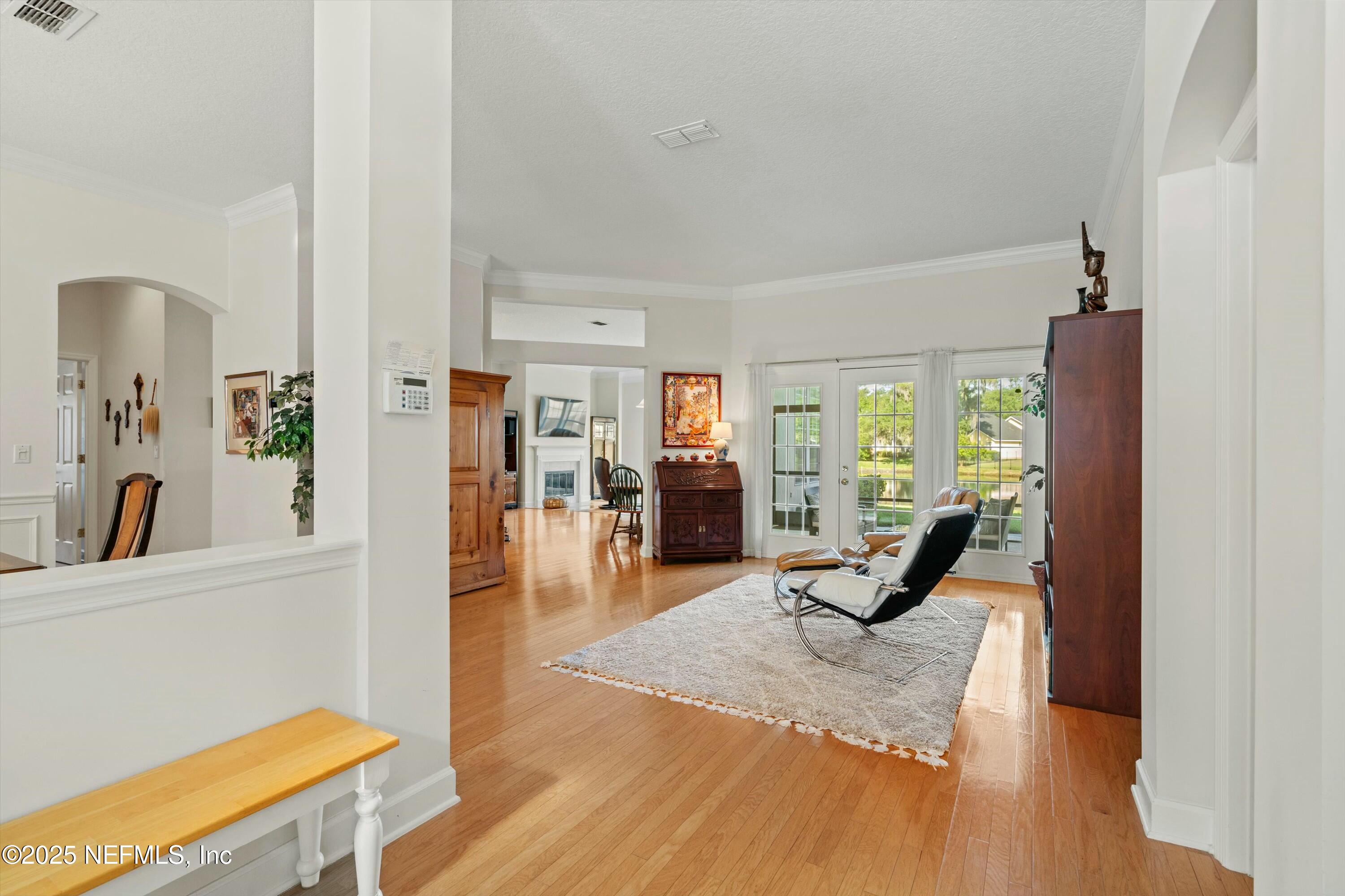 641 TIMBER POND Drive