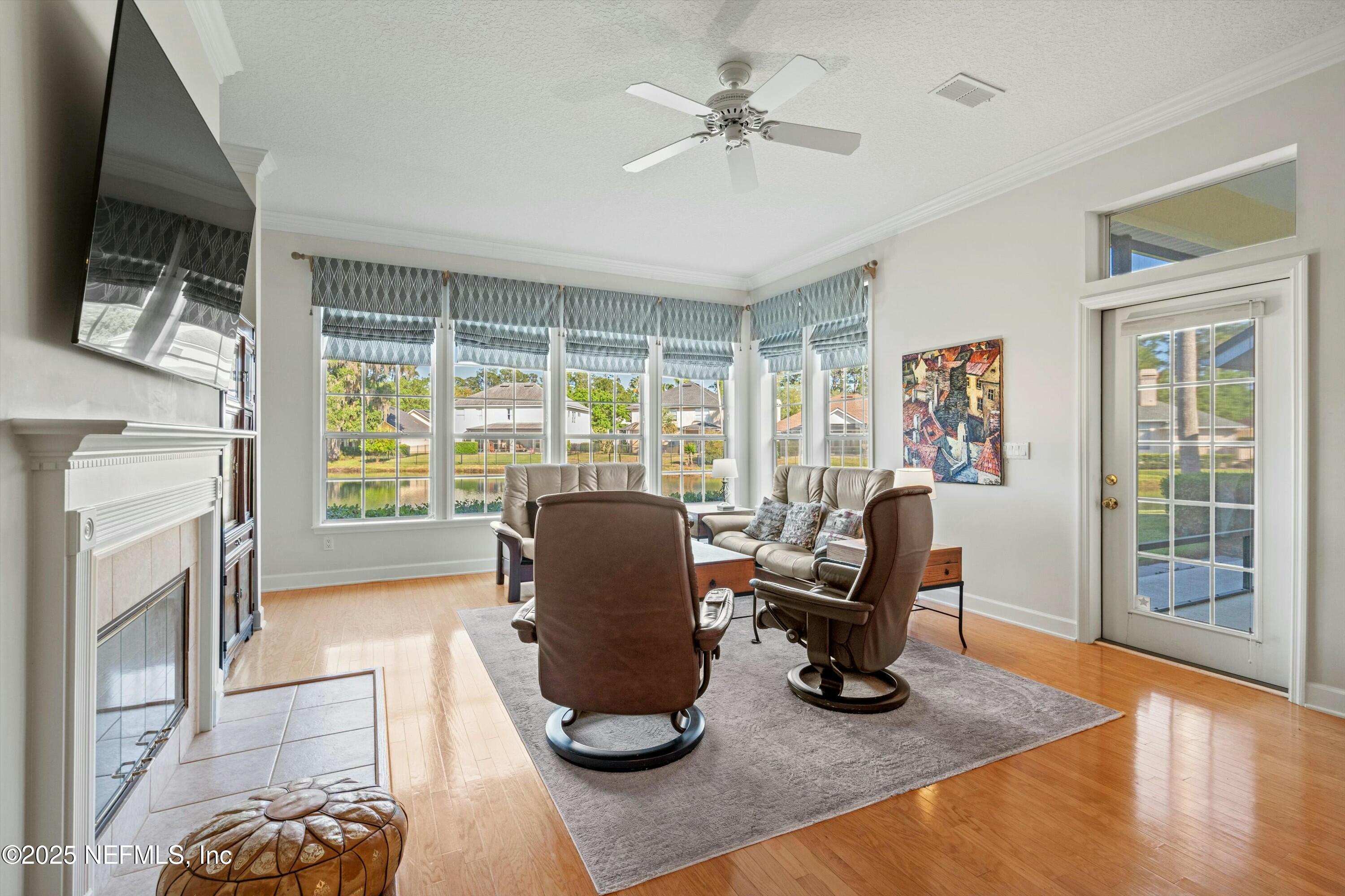 641 TIMBER POND Drive