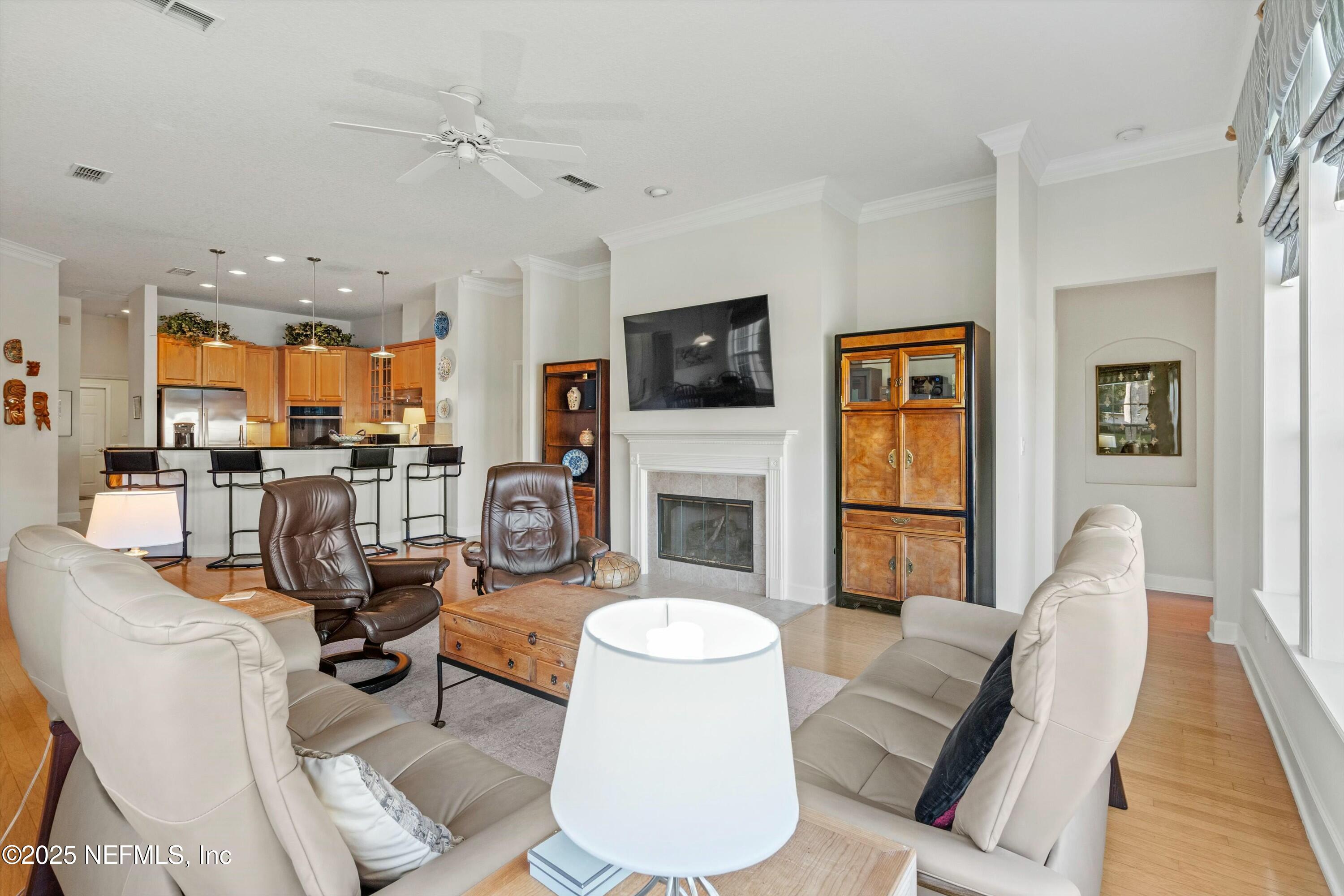 641 TIMBER POND Drive