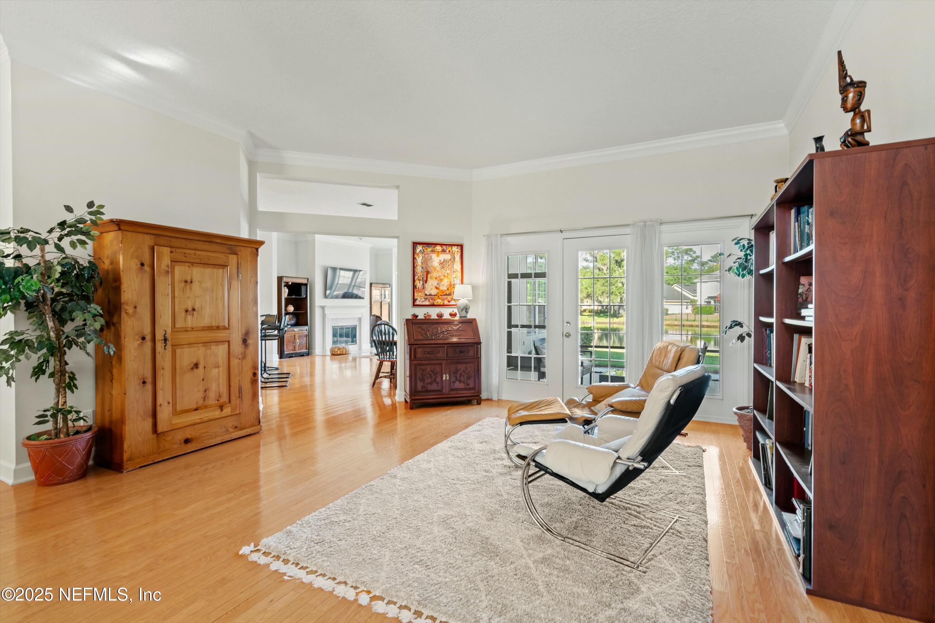 641 TIMBER POND Drive