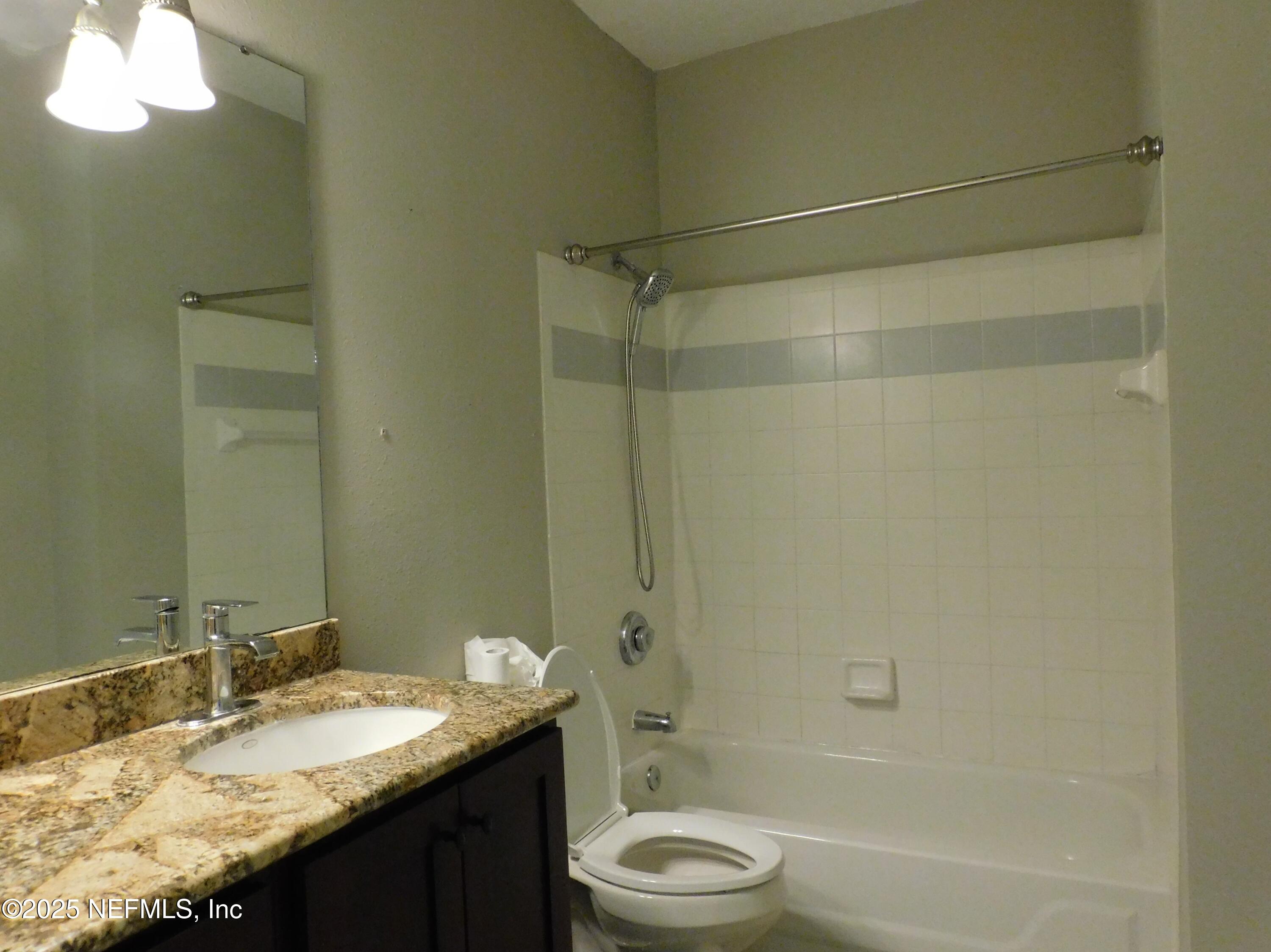 10000 GATE Parkway, 1318