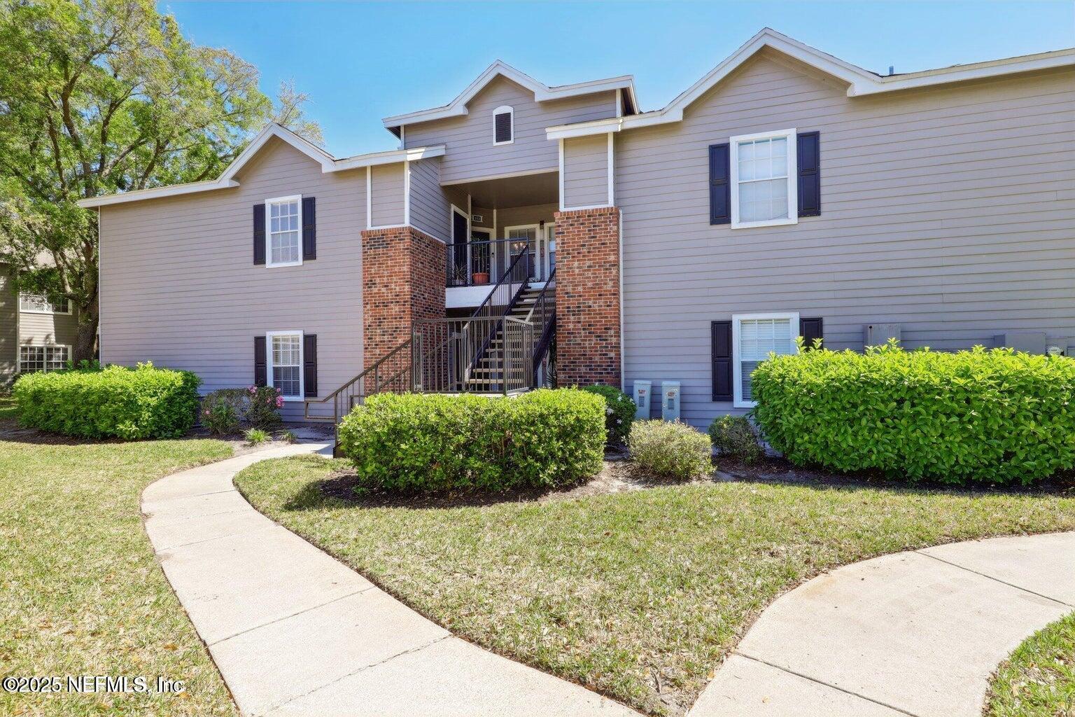 10000 GATE Parkway, 1318