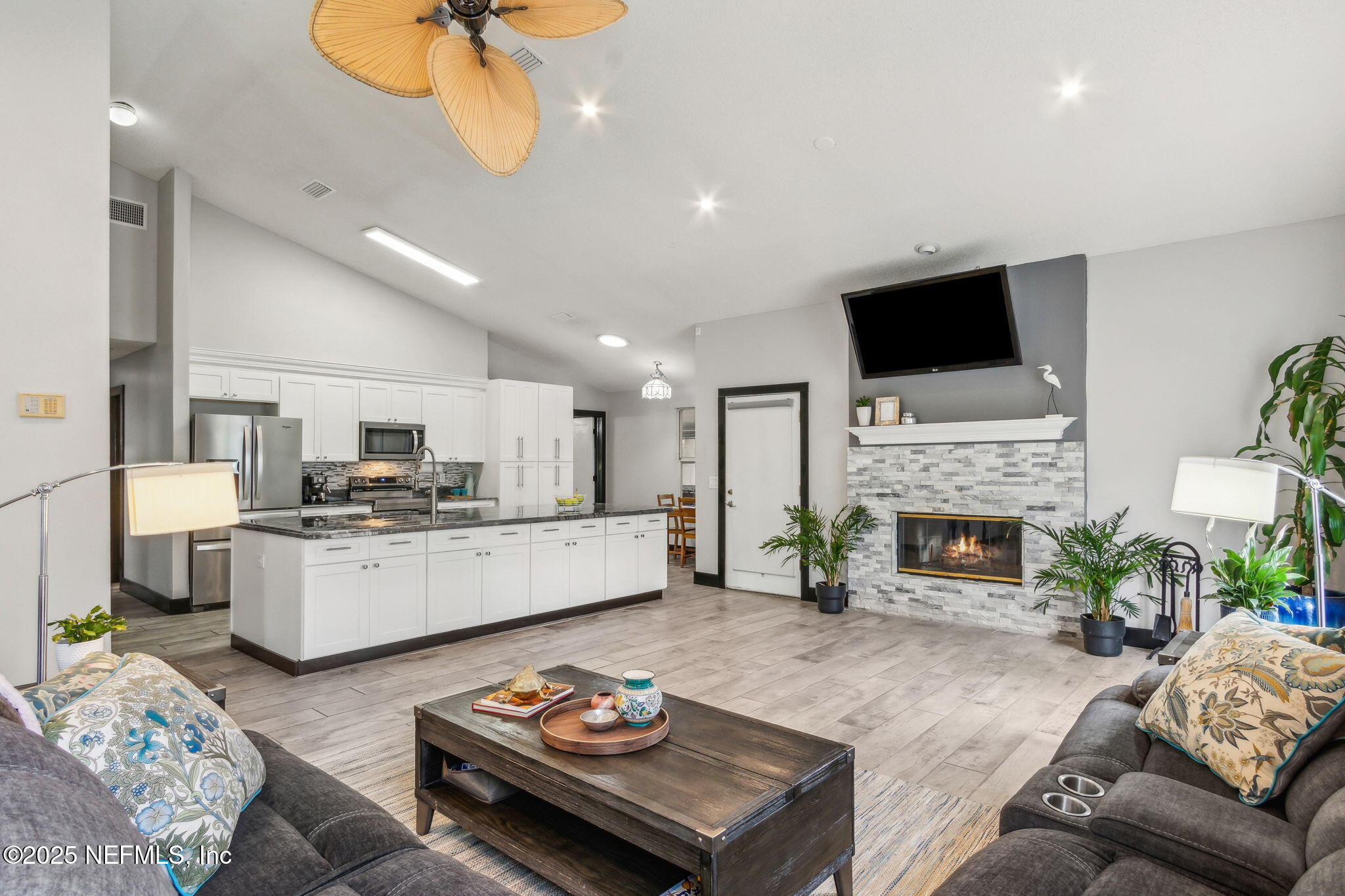 7375 SECRET WOODS Drive