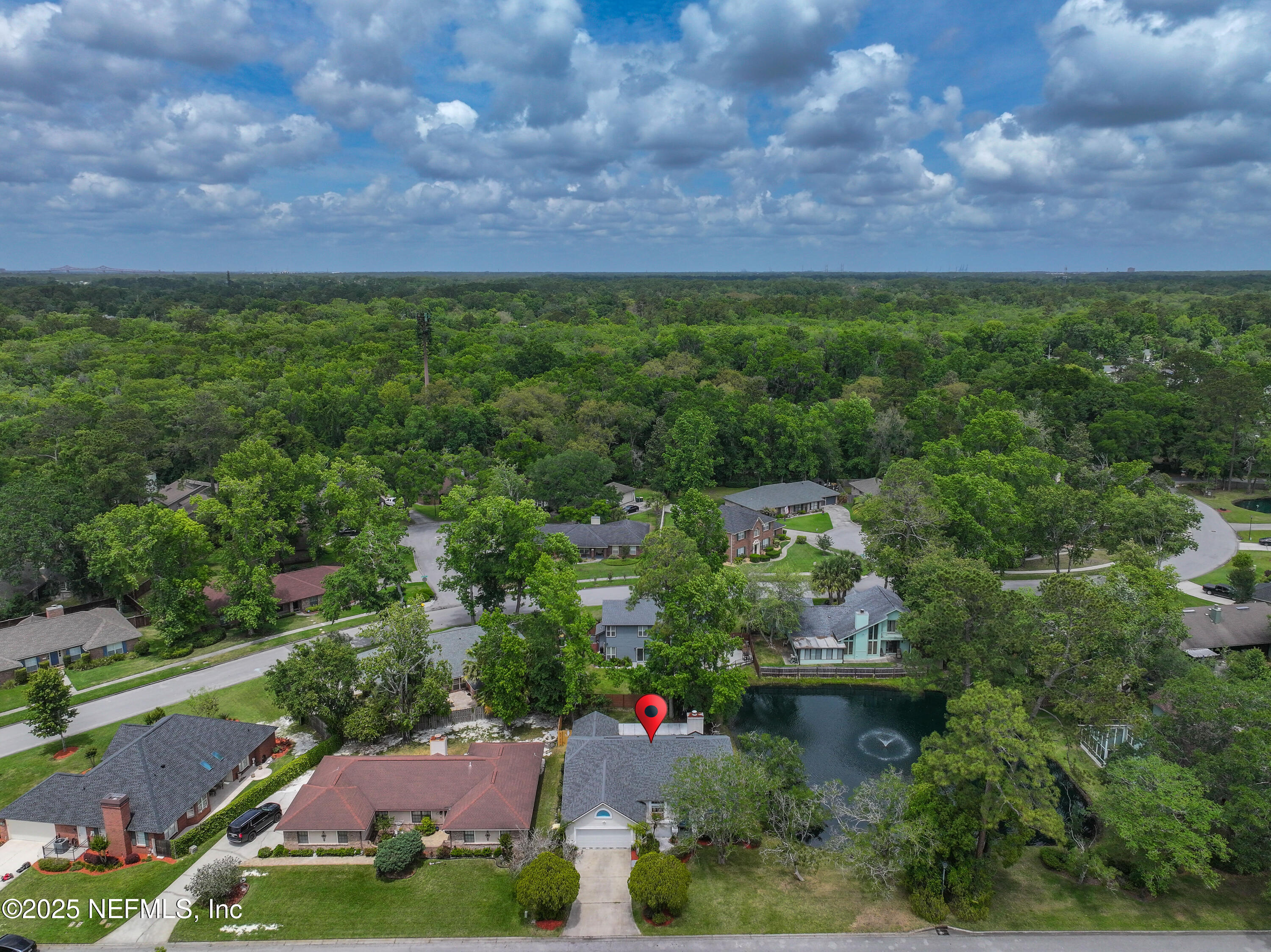 7375 SECRET WOODS Drive