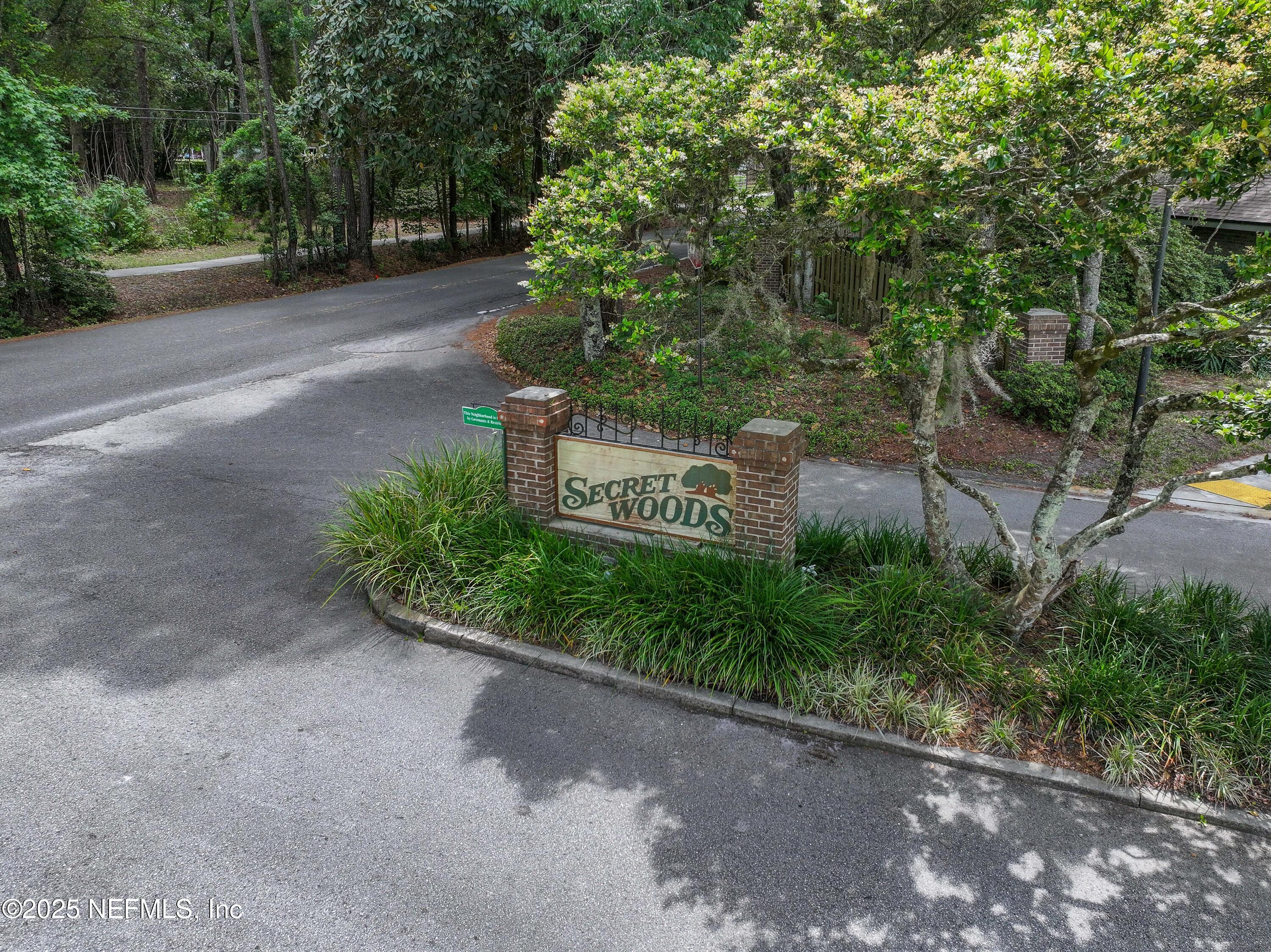 7375 SECRET WOODS Drive