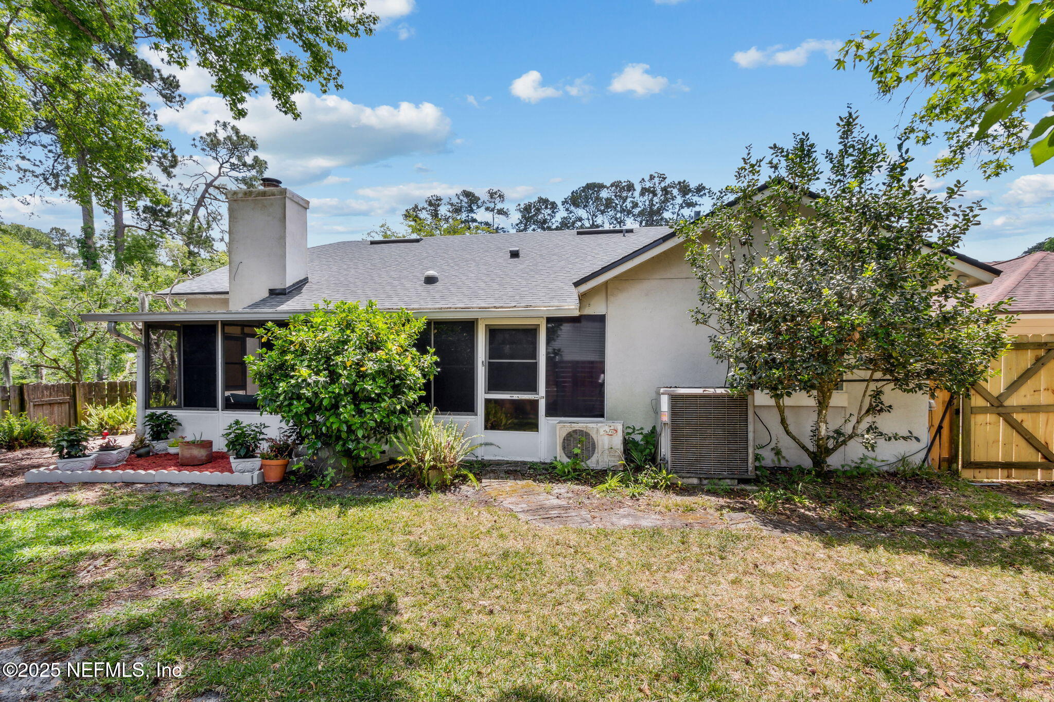 7375 SECRET WOODS Drive