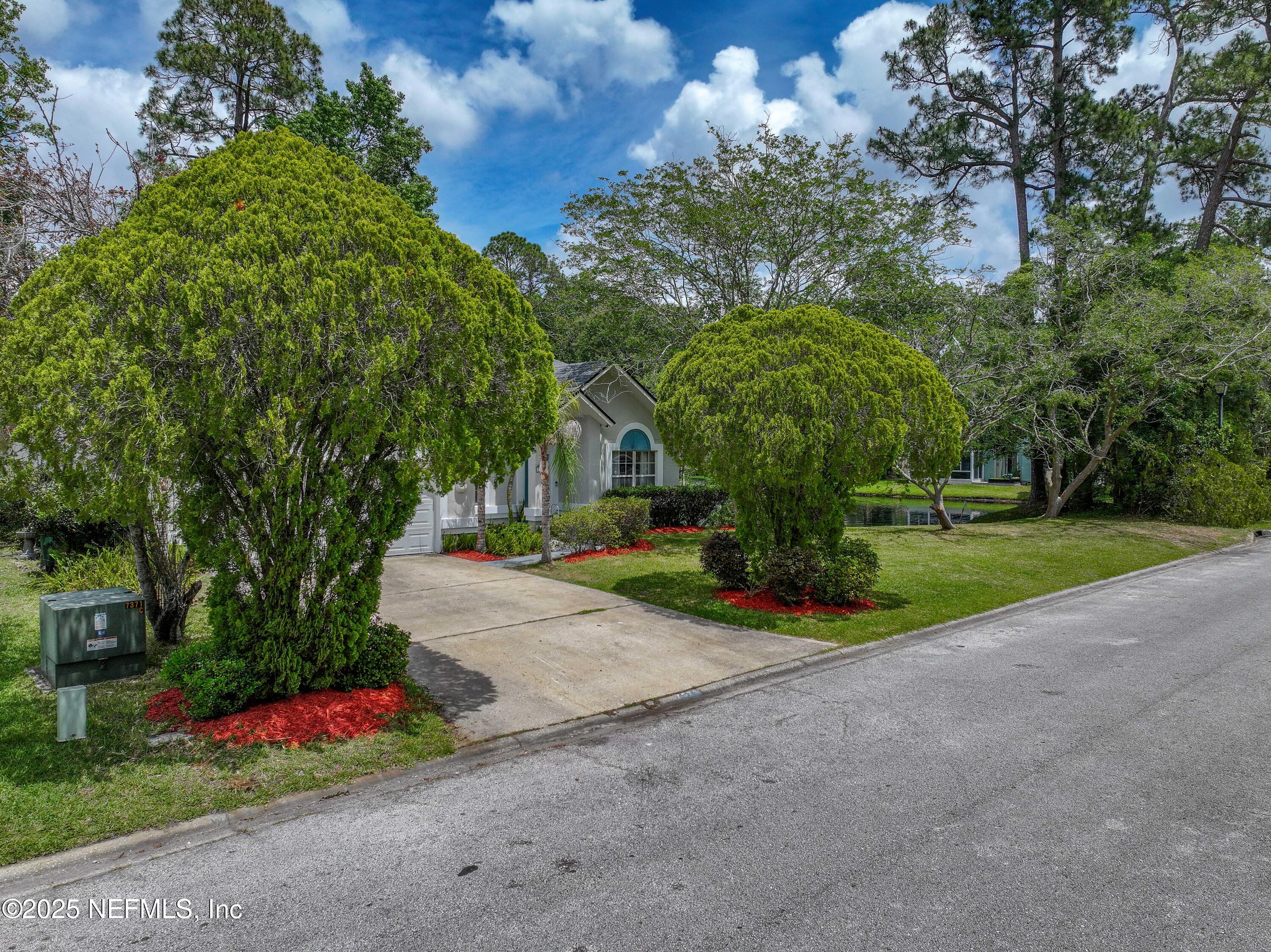 7375 SECRET WOODS Drive