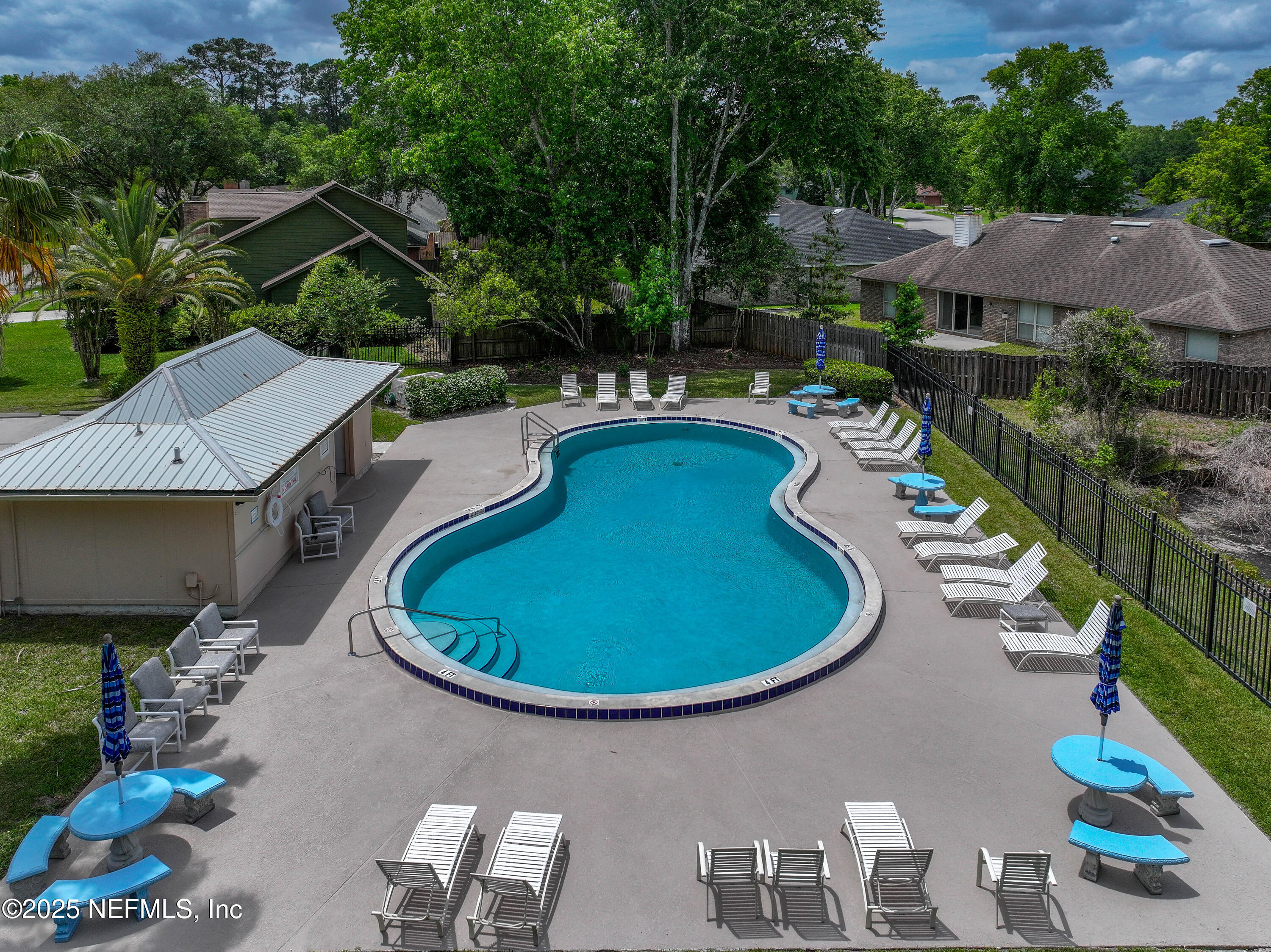 7375 SECRET WOODS Drive