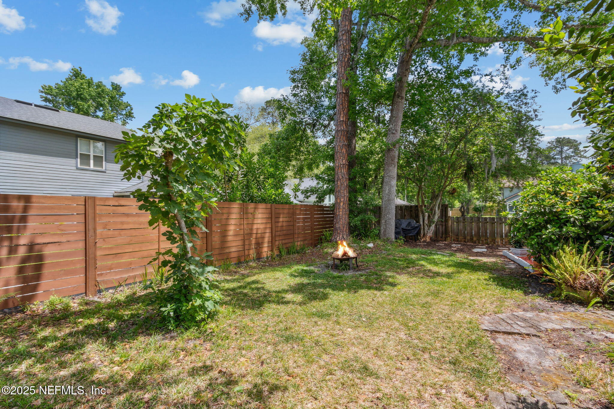 7375 SECRET WOODS Drive