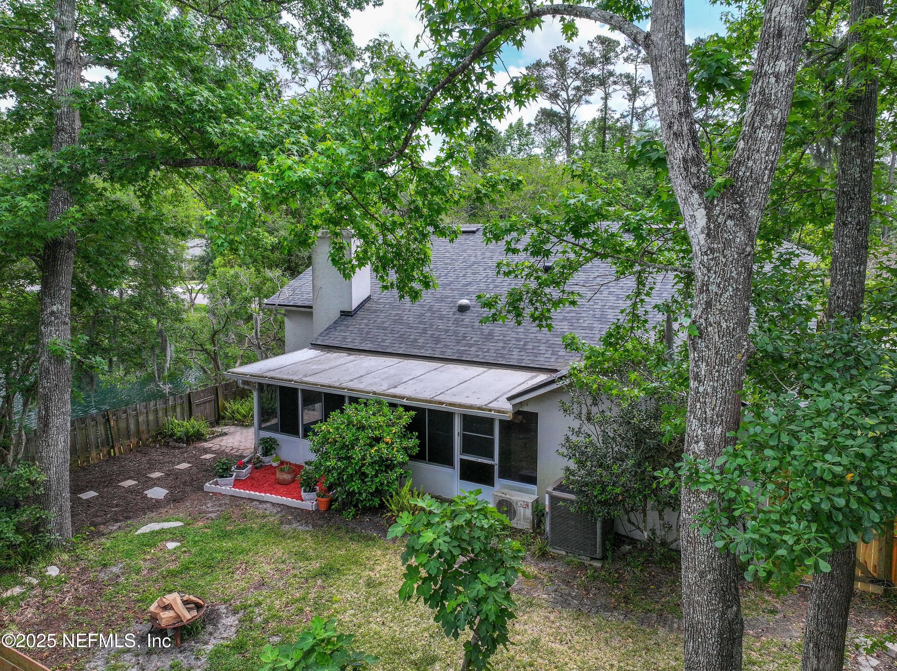 7375 SECRET WOODS Drive