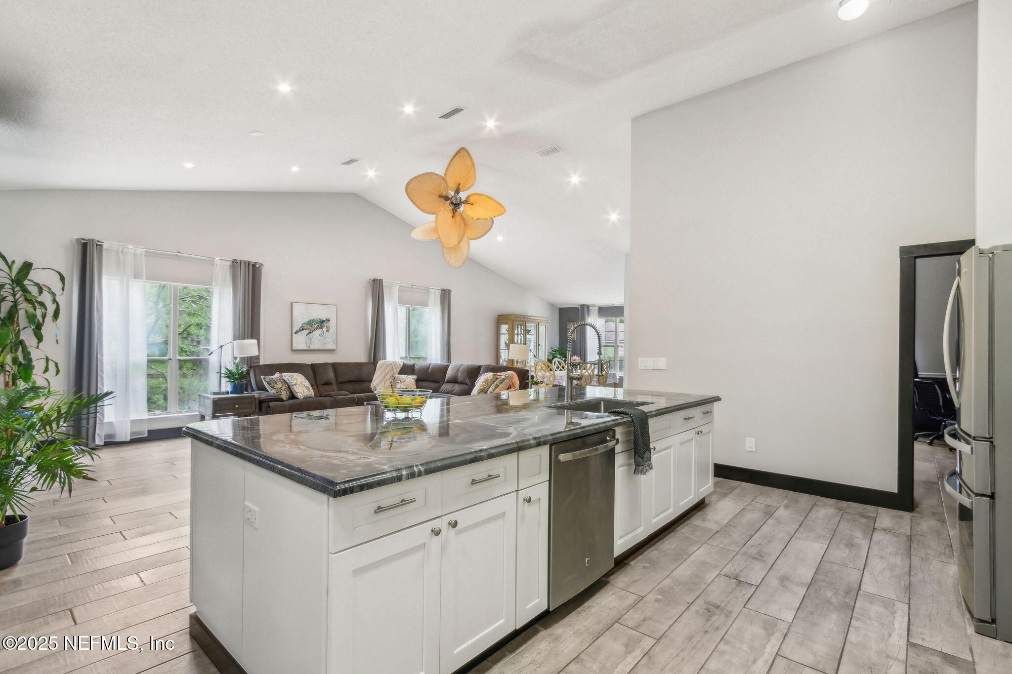 7375 SECRET WOODS Drive