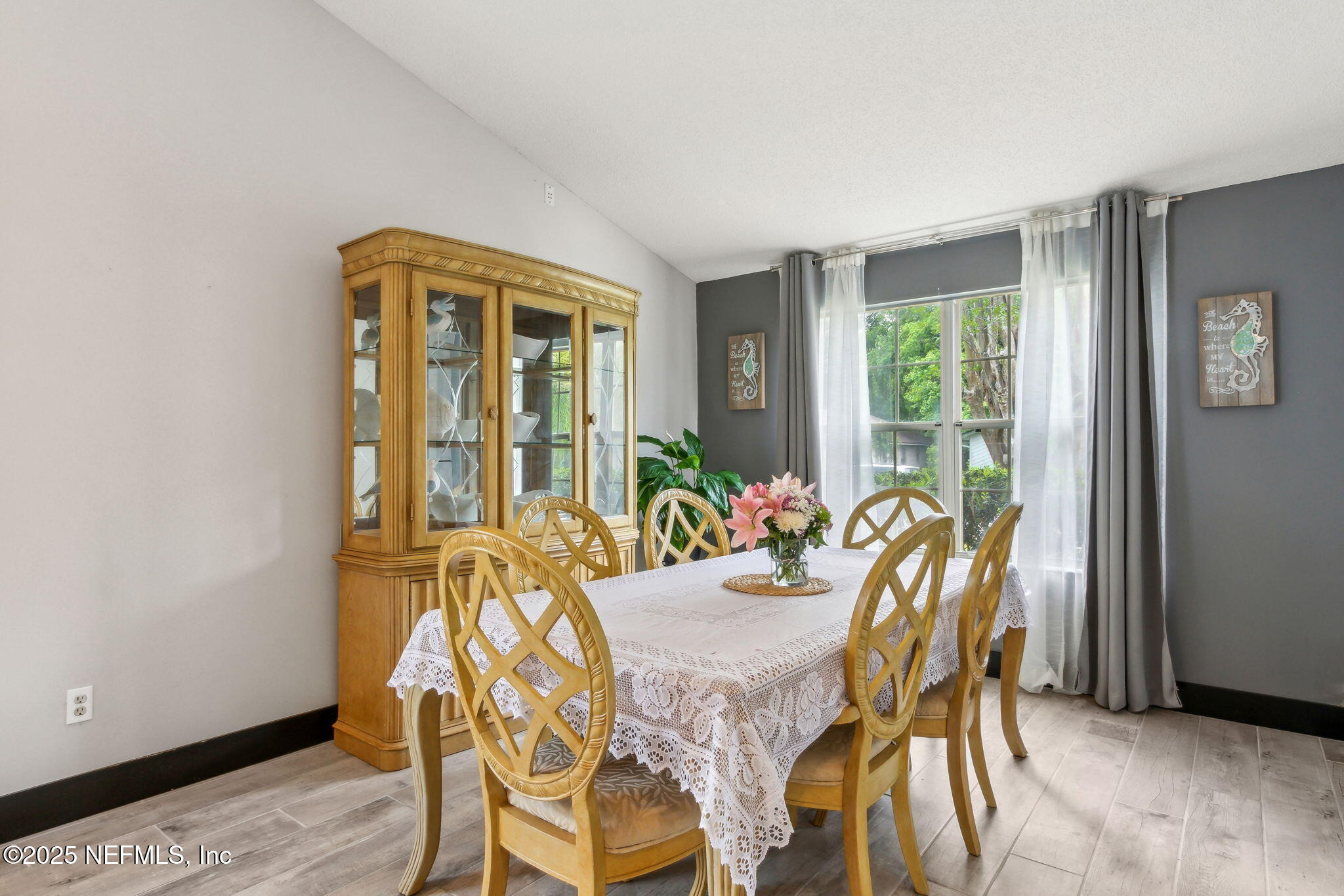 7375 SECRET WOODS Drive