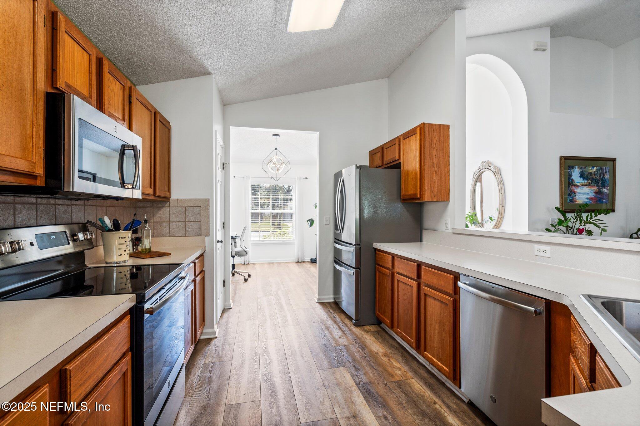 5077 CAPE ELIZABETH Court W