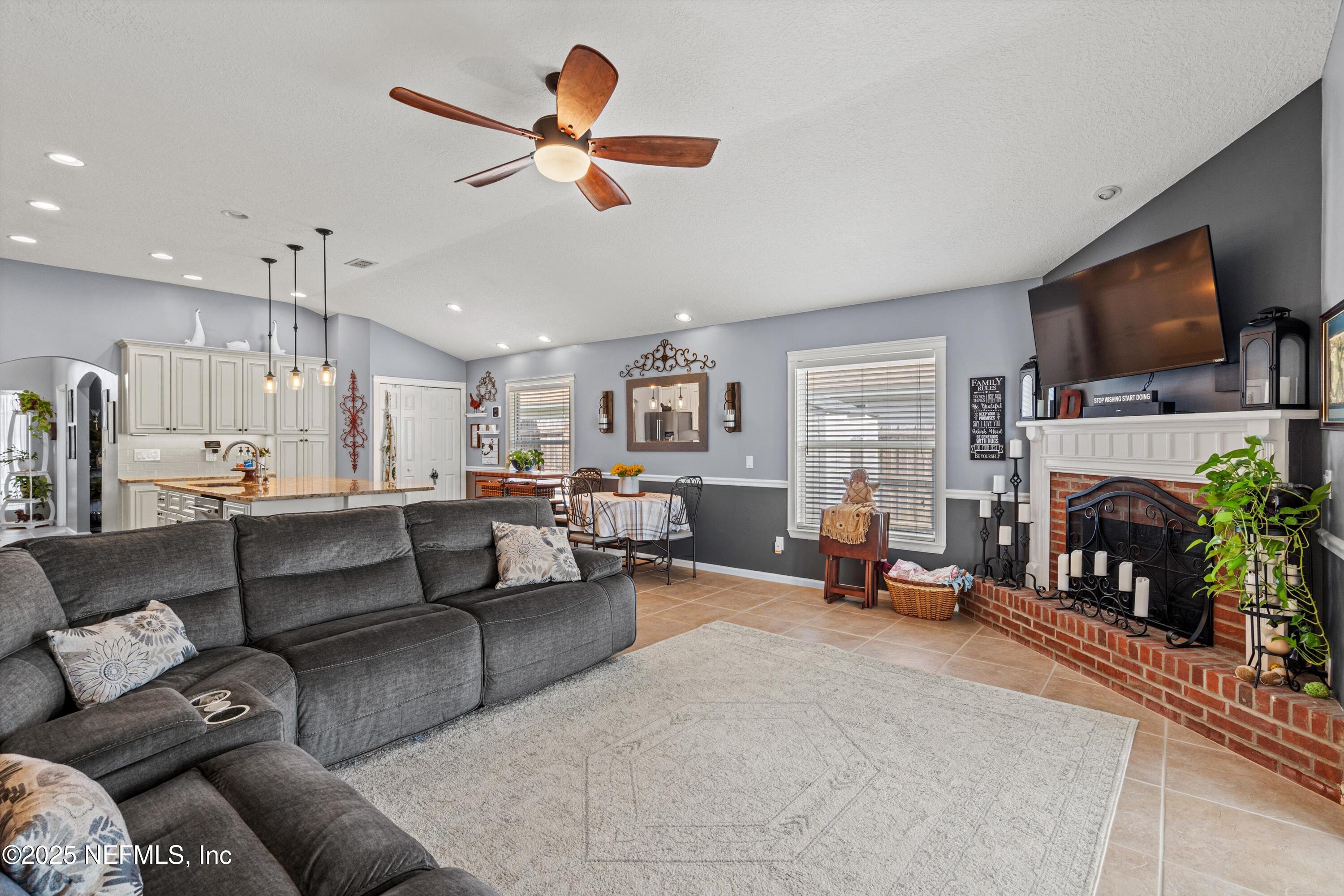 1213 MACLAREN Street, St. Augustine