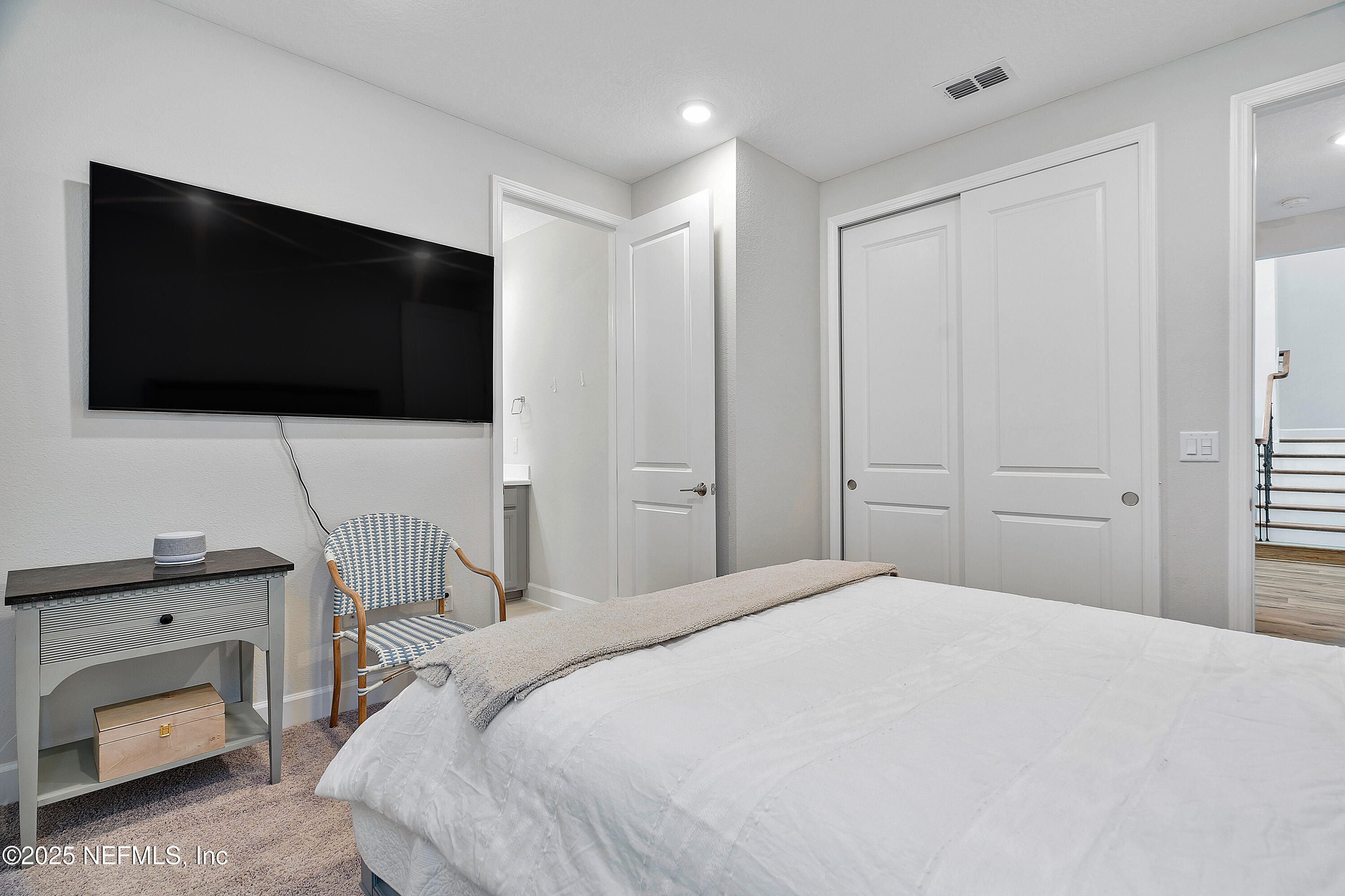 290 MARQUESA Circle, St. Johns
