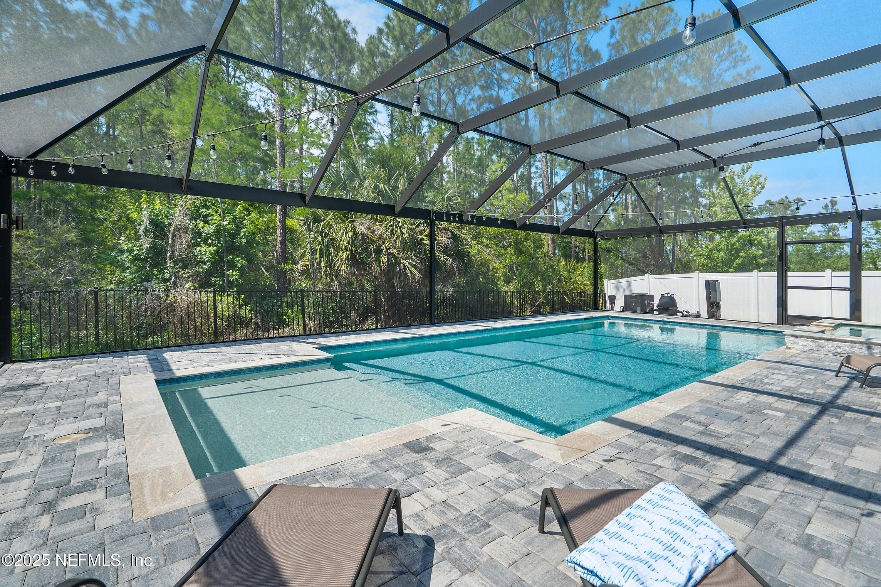 290 MARQUESA Circle, St. Johns