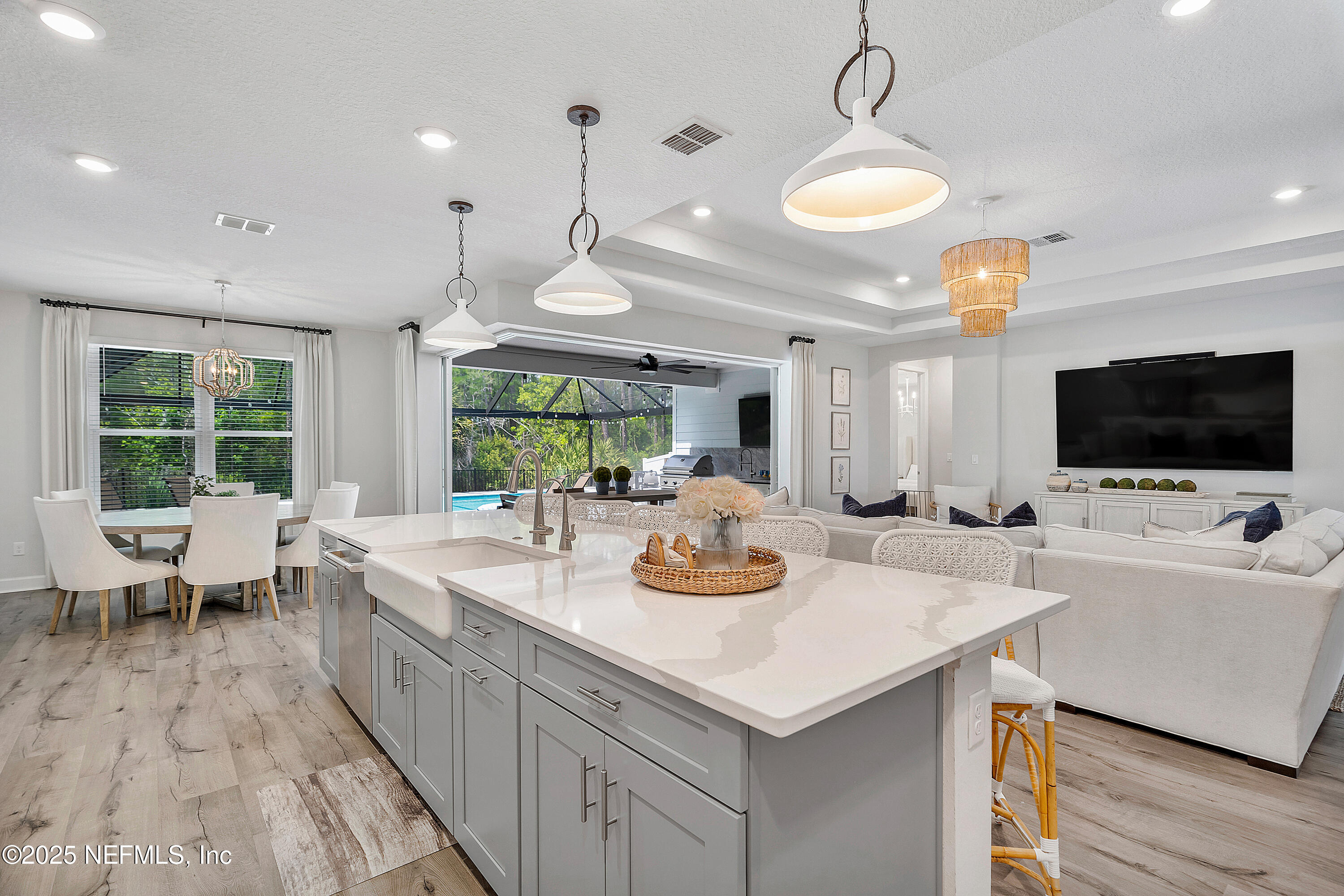 290 MARQUESA Circle, St. Johns
