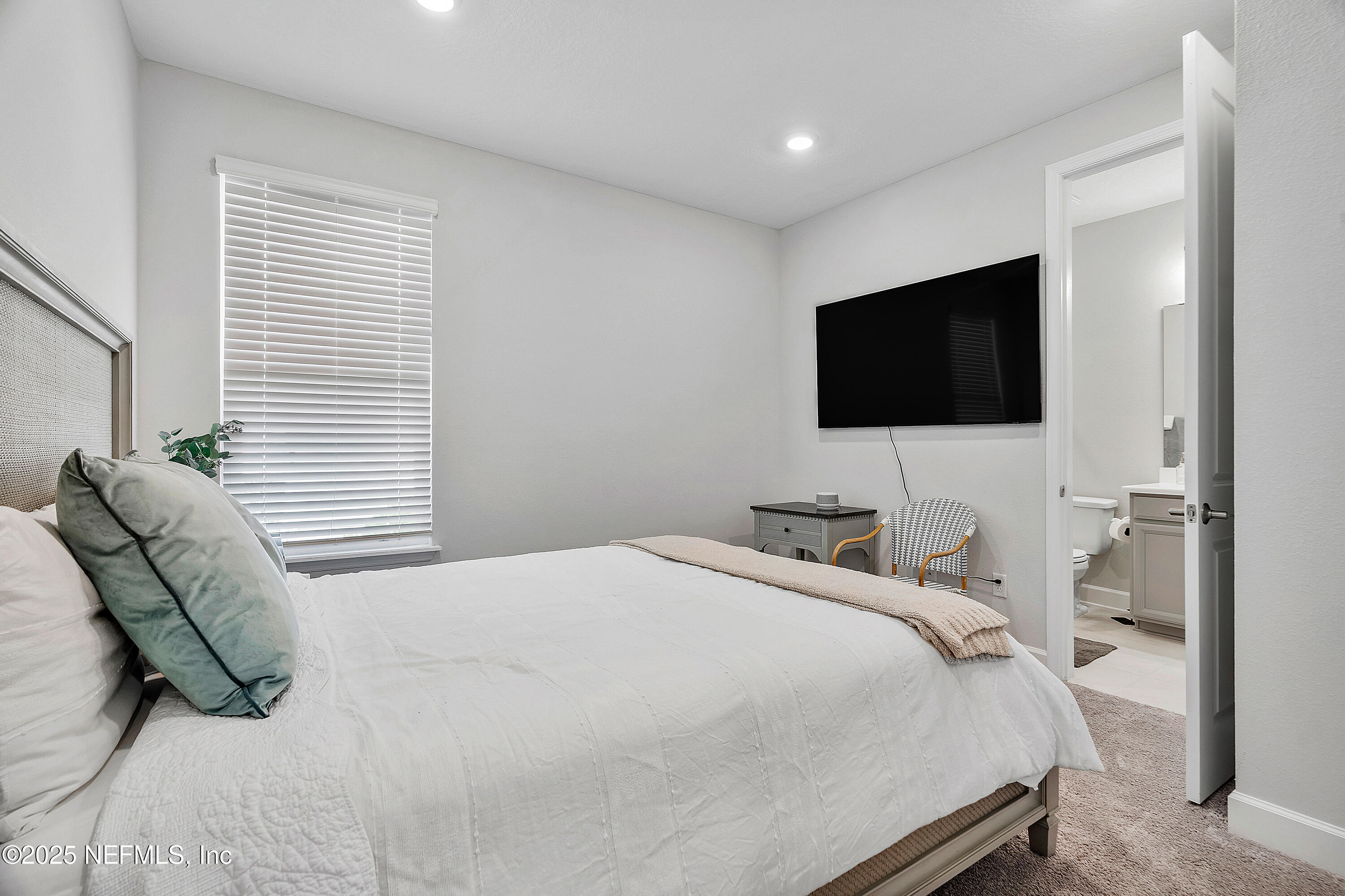 290 MARQUESA Circle, St. Johns
