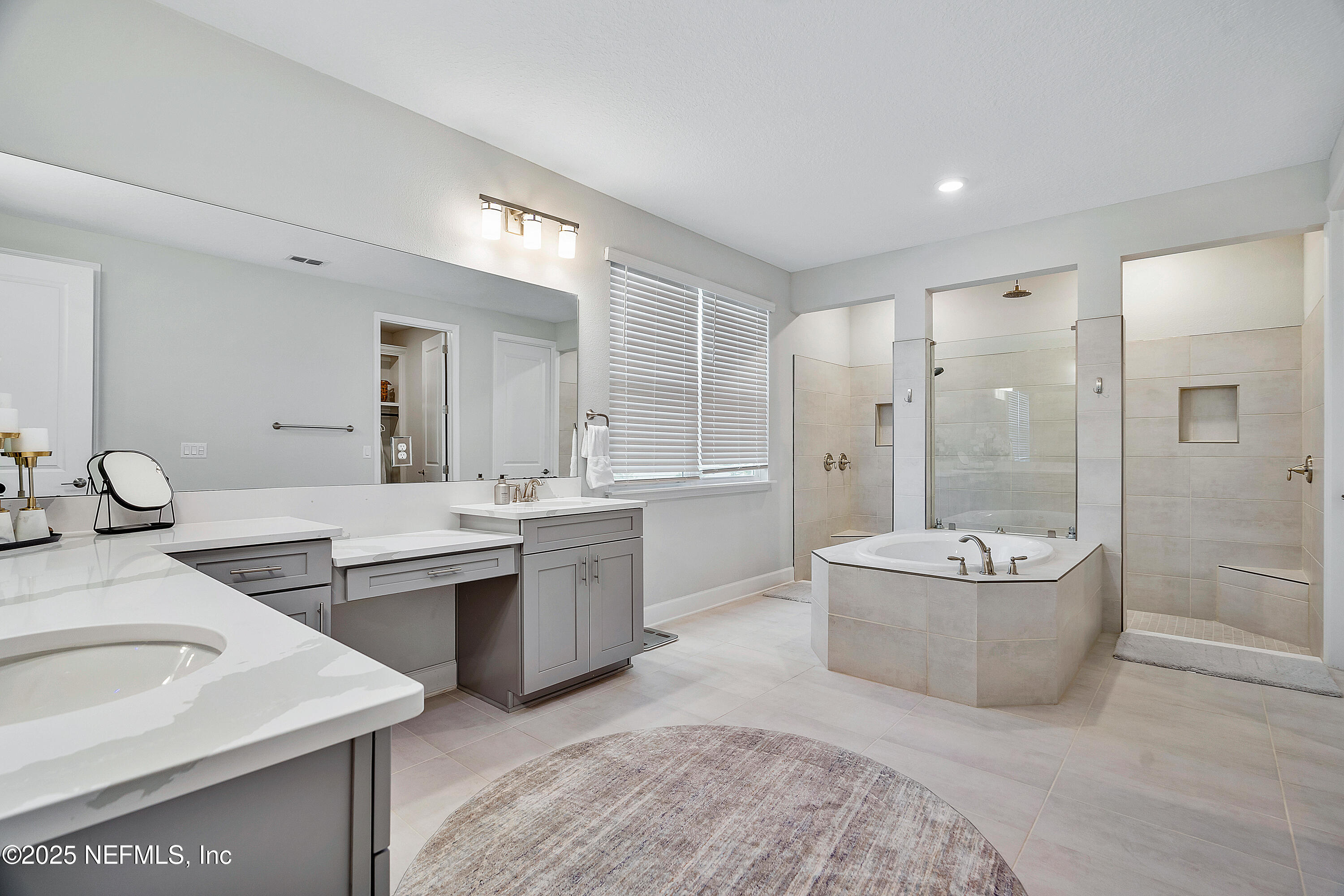 290 MARQUESA Circle, St. Johns