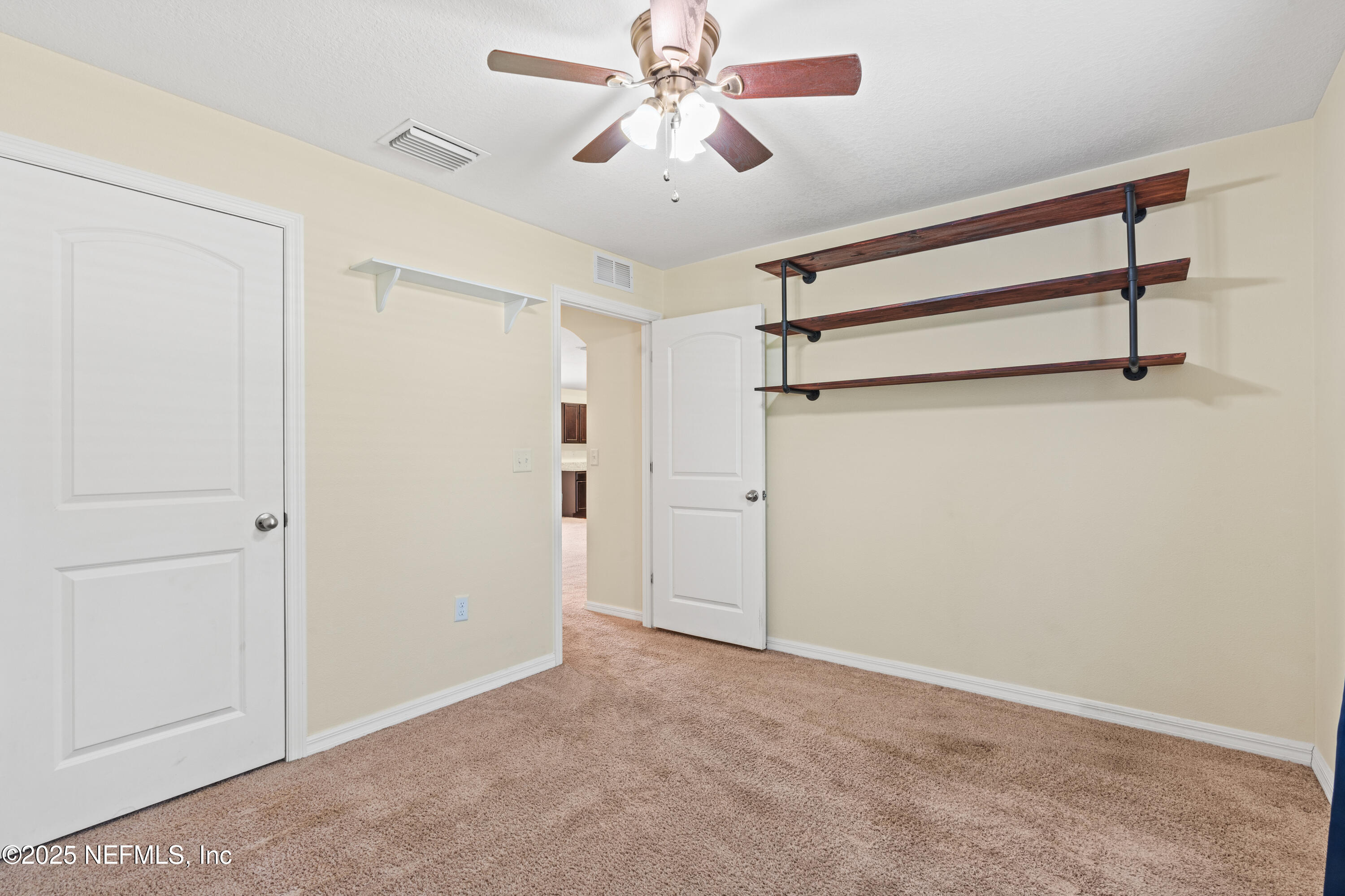 337 SOUTHERN WINDS Boulevard, DeLand