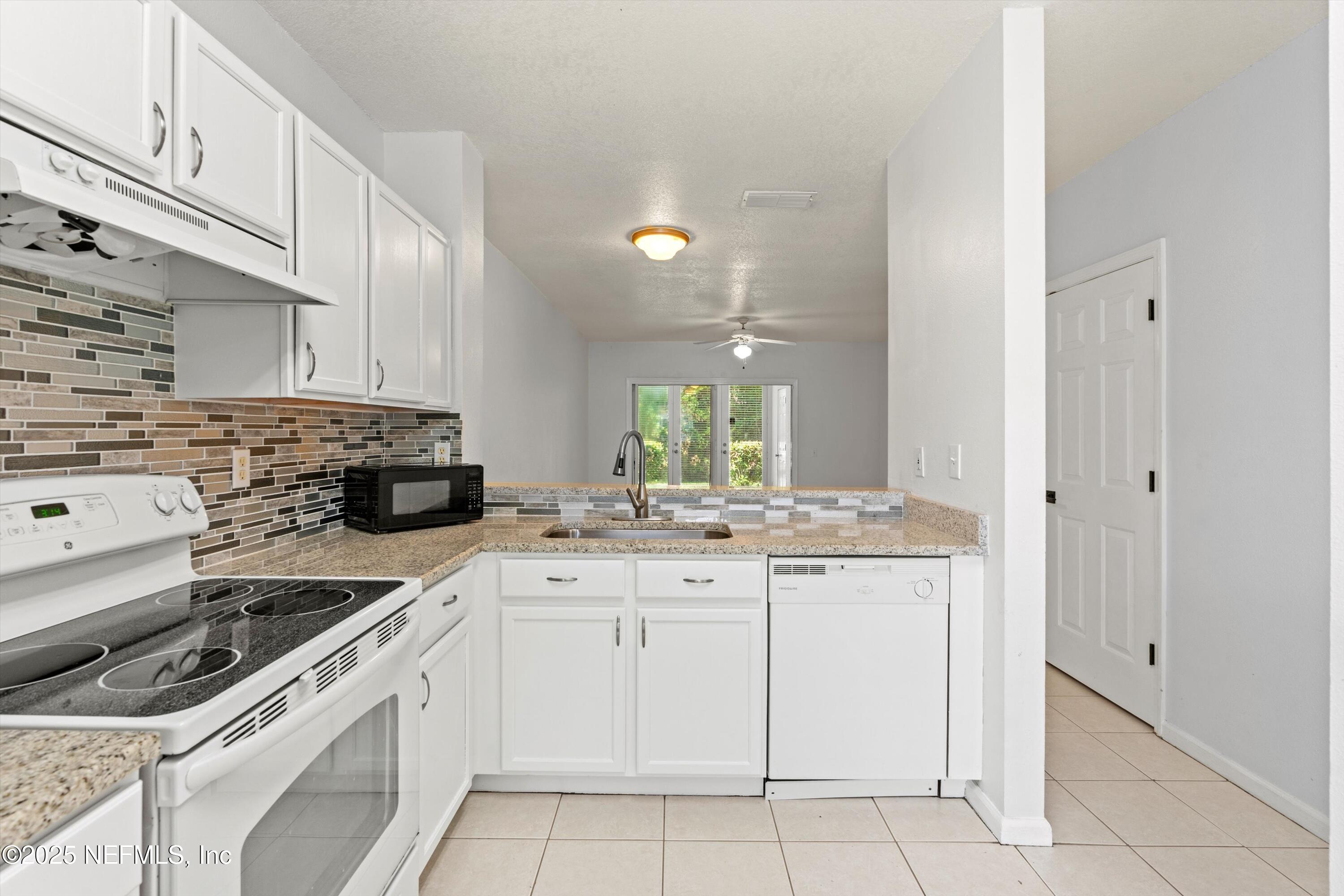 12311 KENSINGTON LAKES Drive, 1003