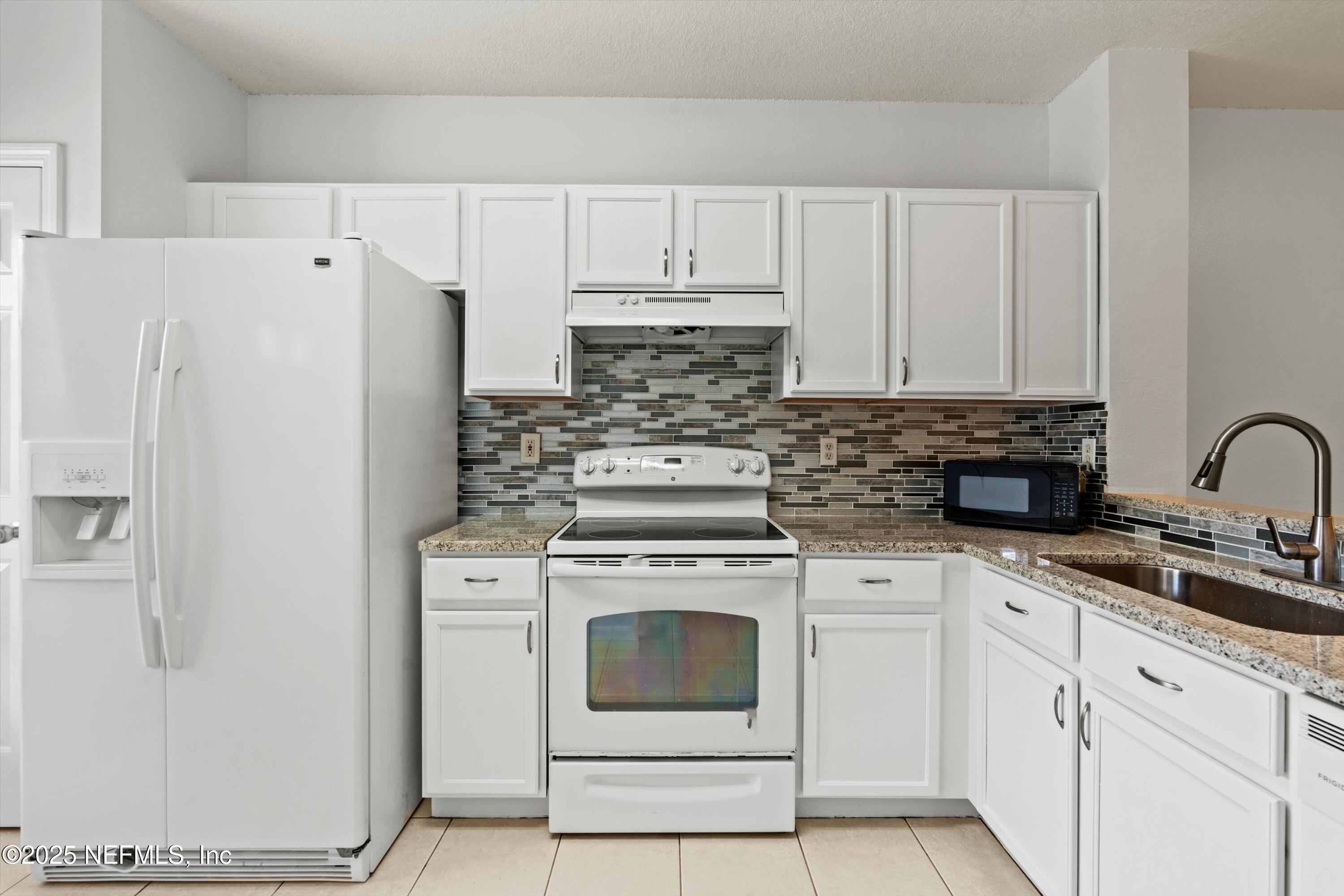 12311 KENSINGTON LAKES Drive, 1003