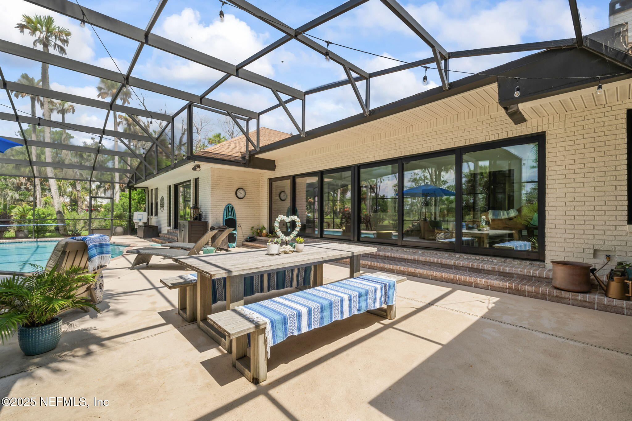 7240 OAKMONT Court