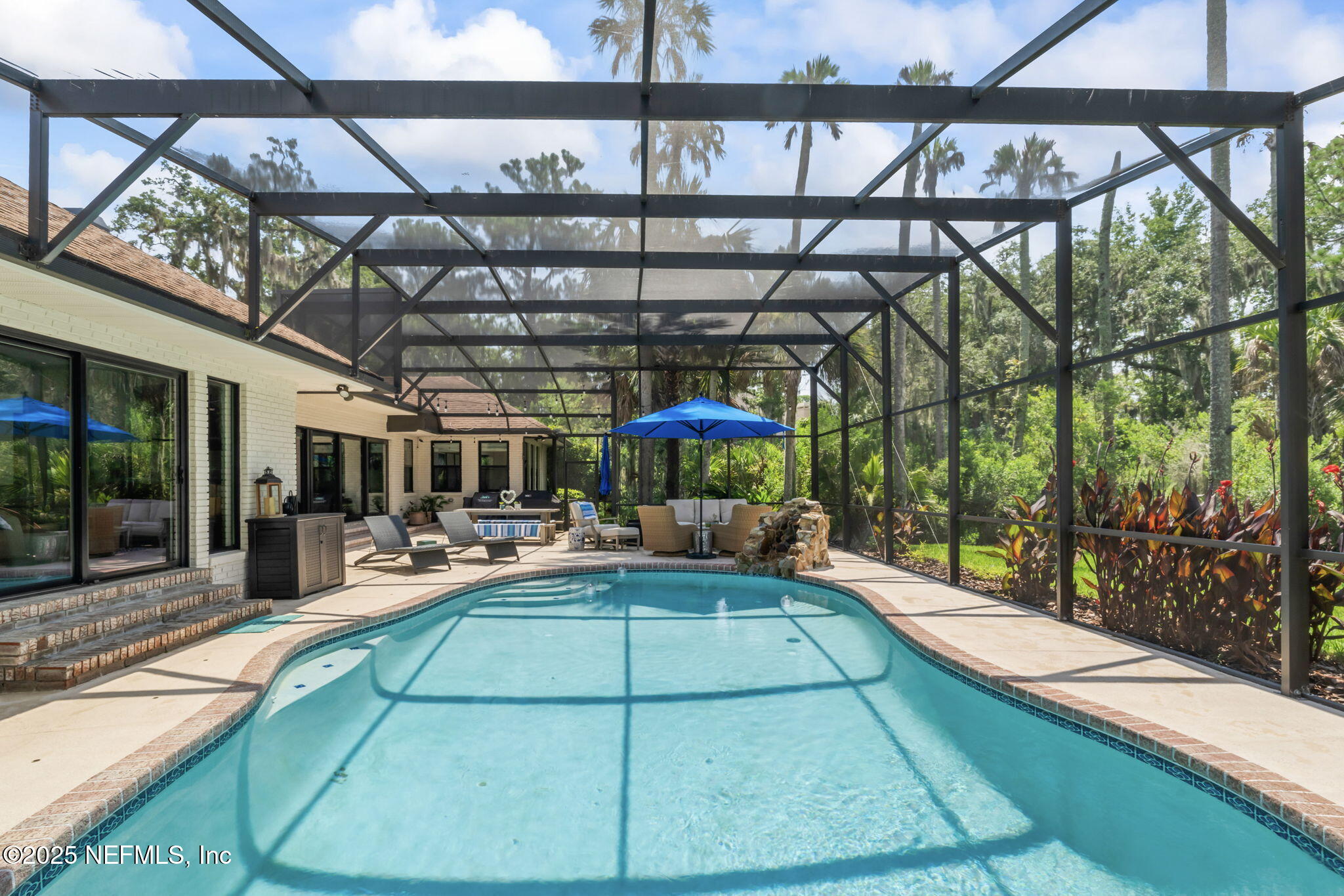 7240 OAKMONT Court
