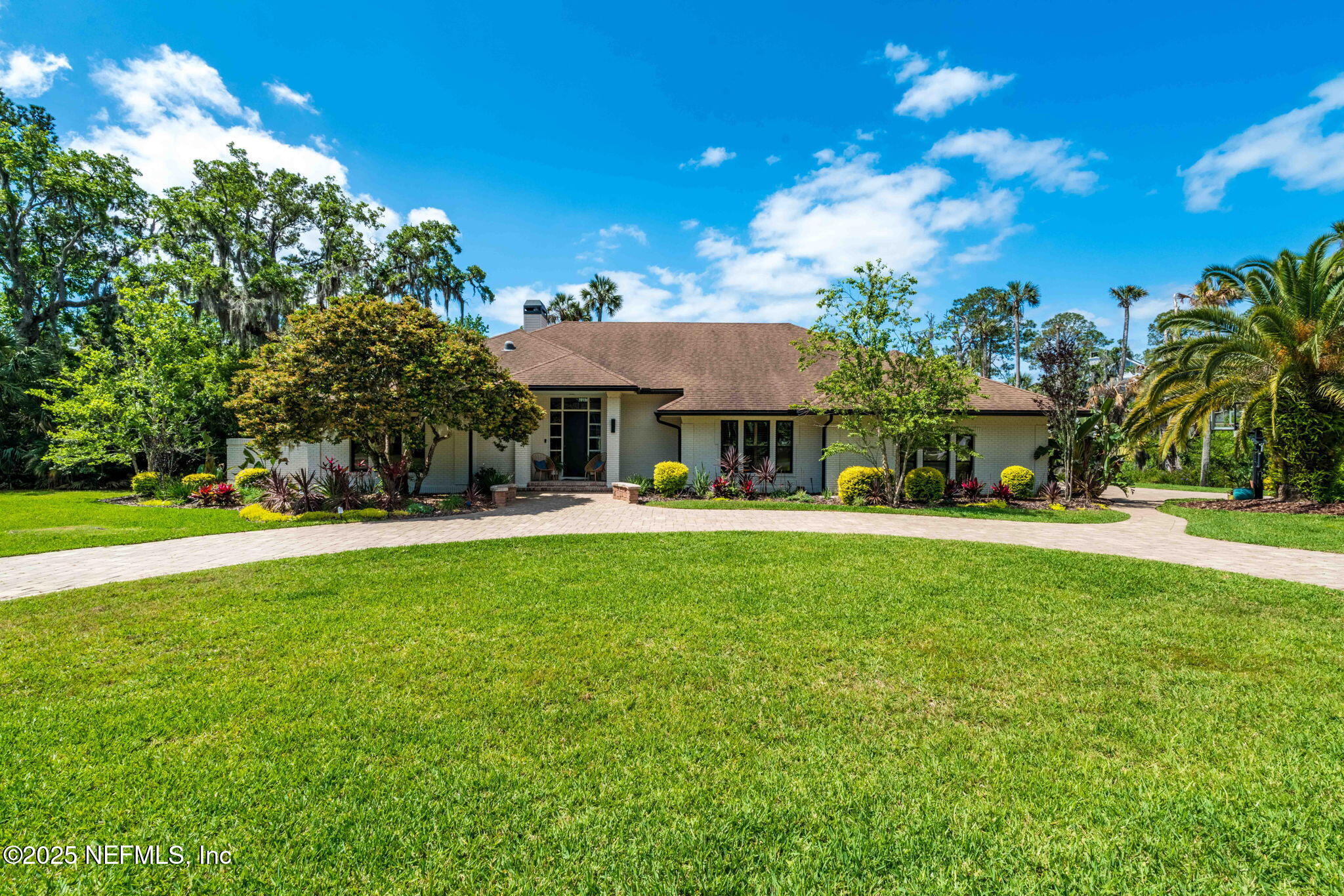 7240 OAKMONT Court