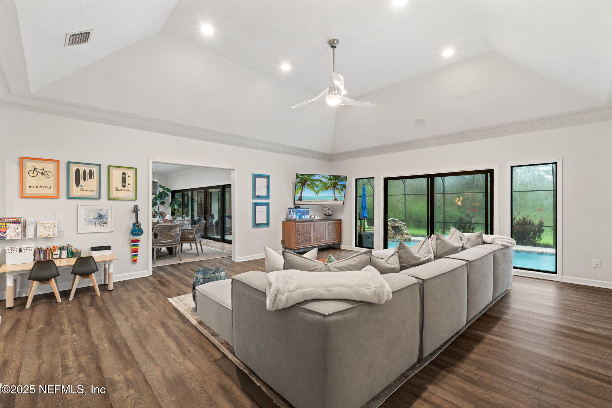 7240 OAKMONT Court