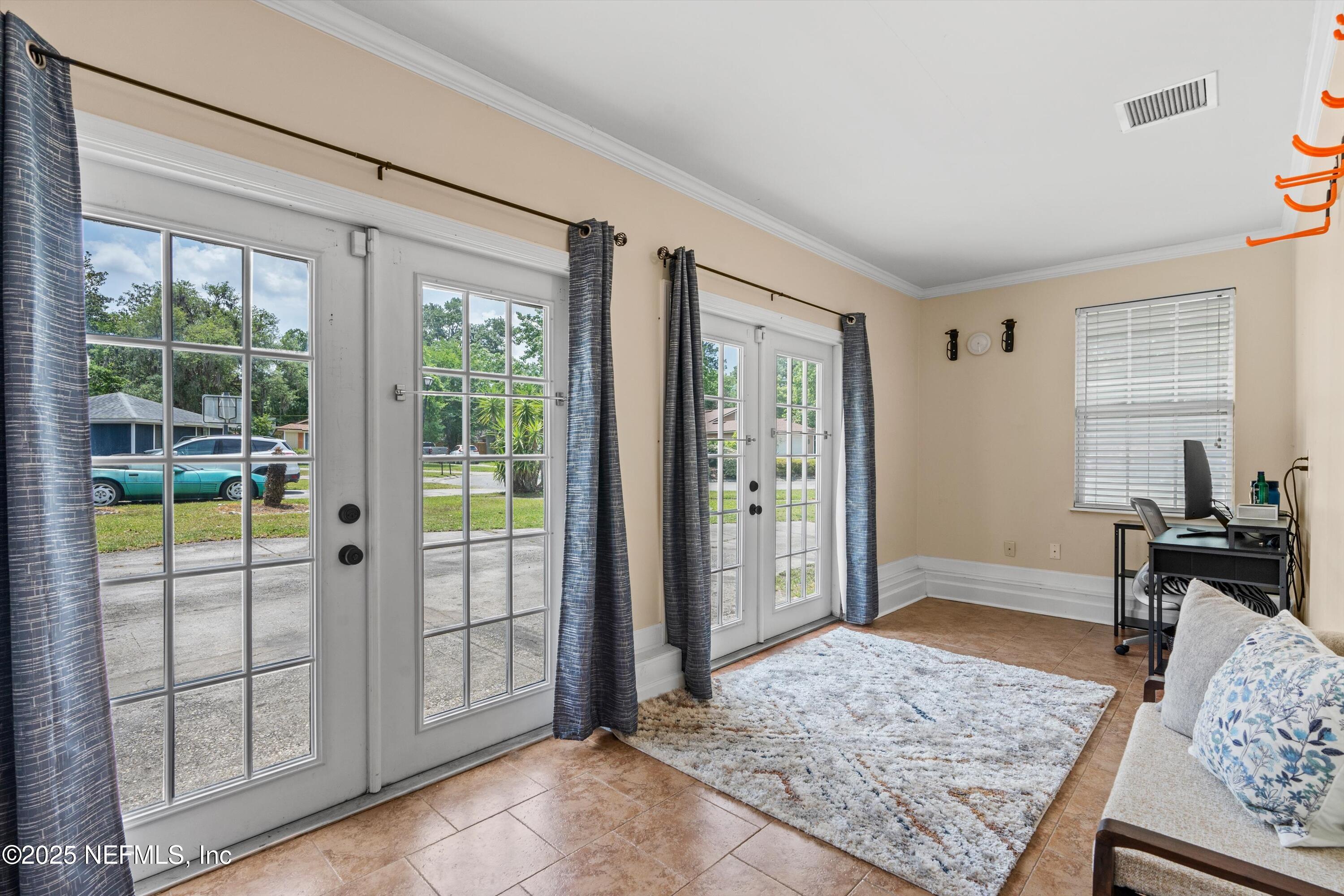 8265 LAKE WOODBOURNE Drive E