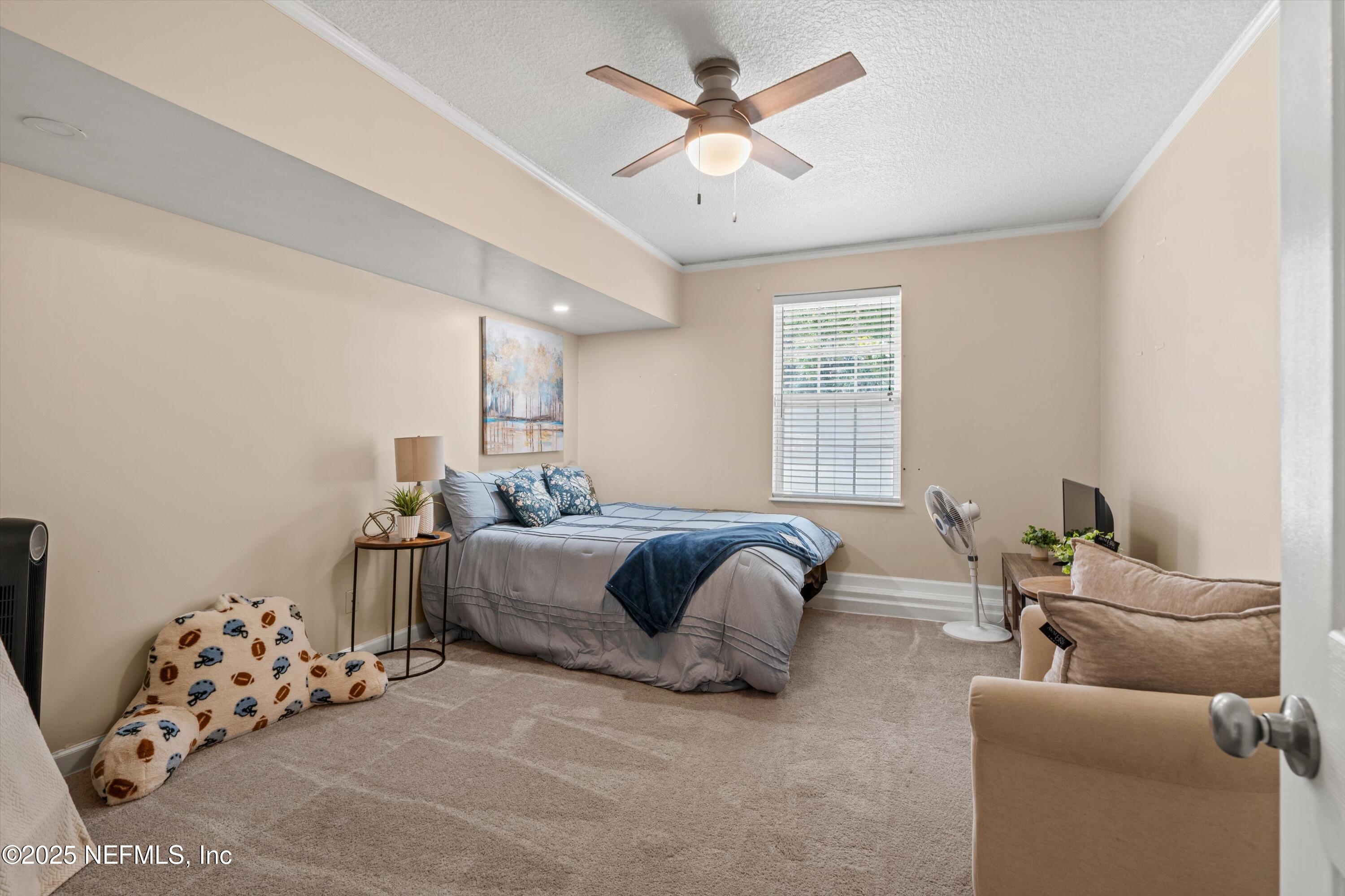 8265 LAKE WOODBOURNE Drive E