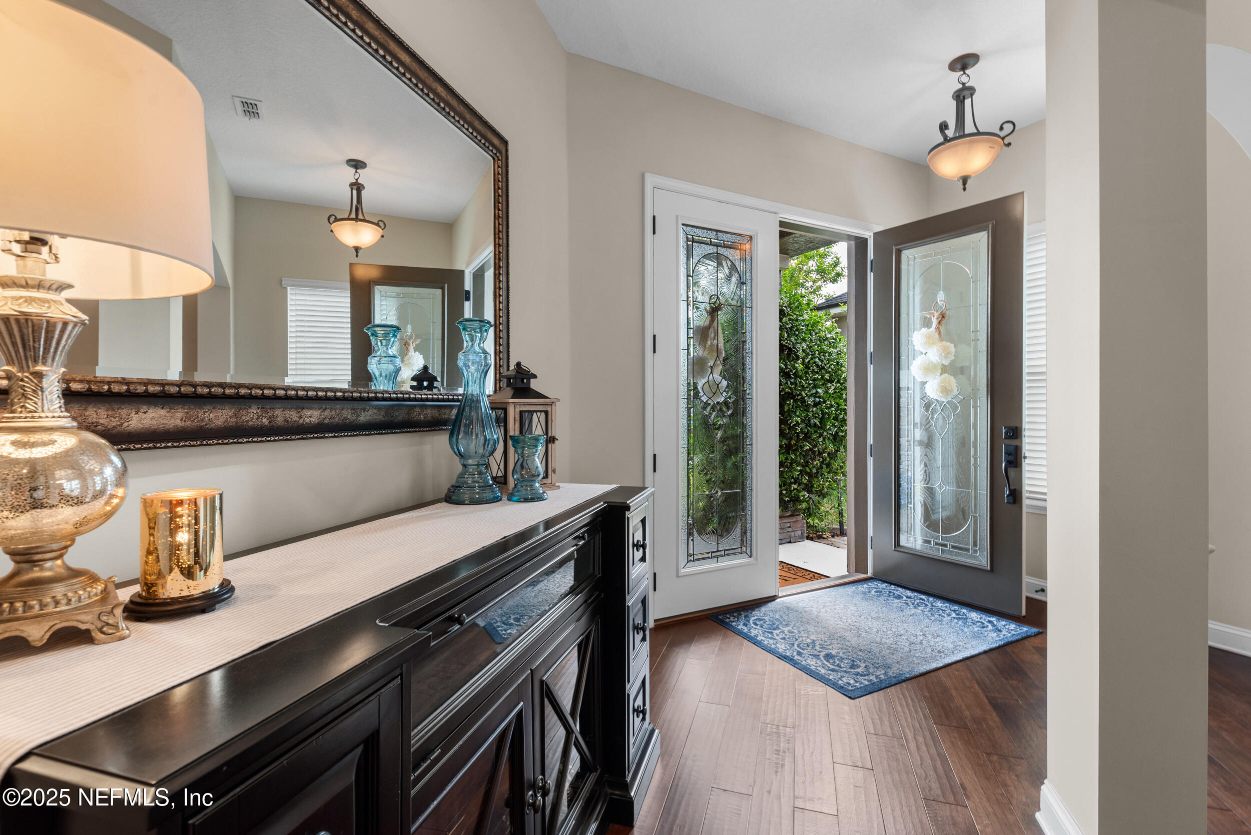 577 CLOISTERBANE Drive, St. Johns