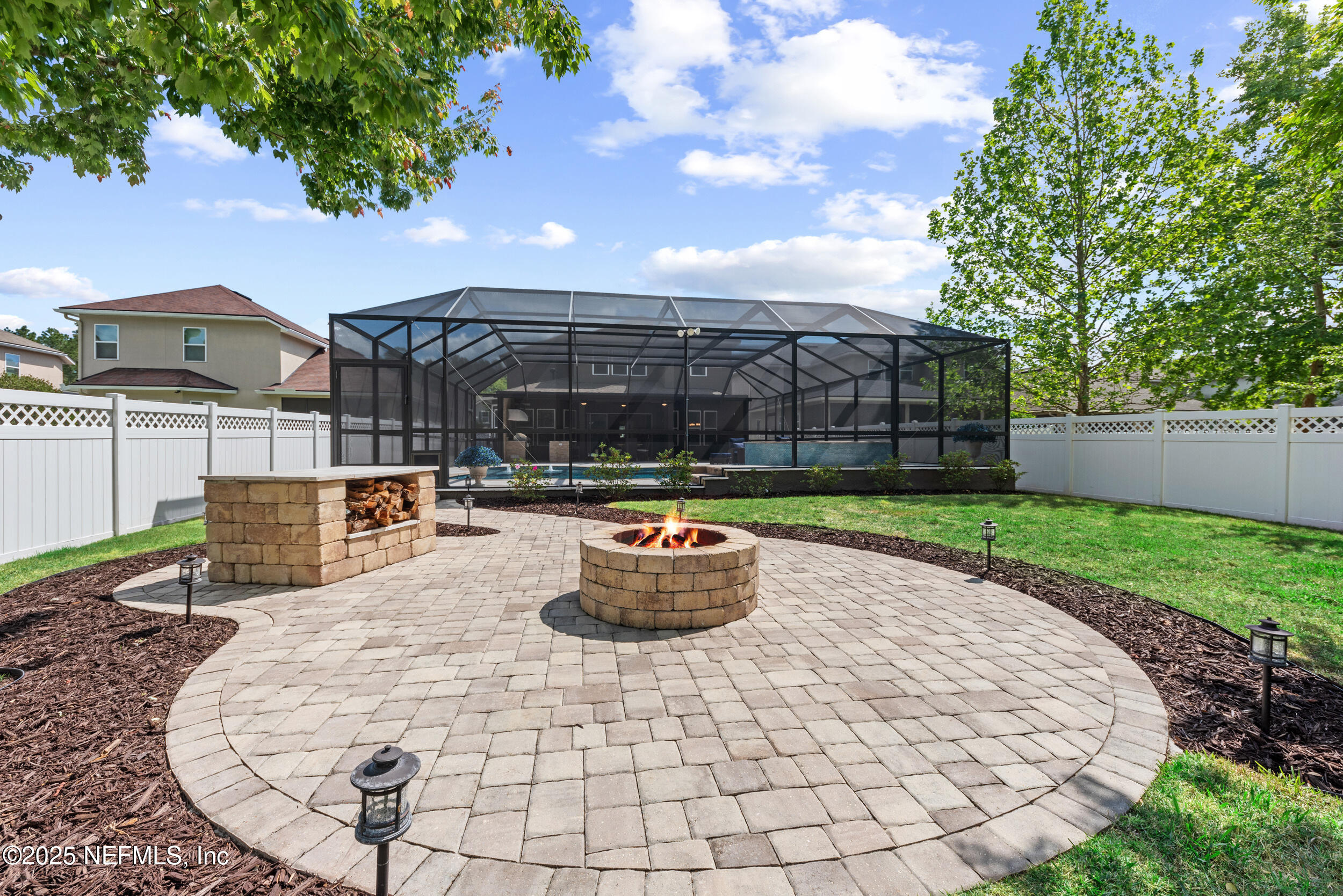 577 CLOISTERBANE Drive, St. Johns